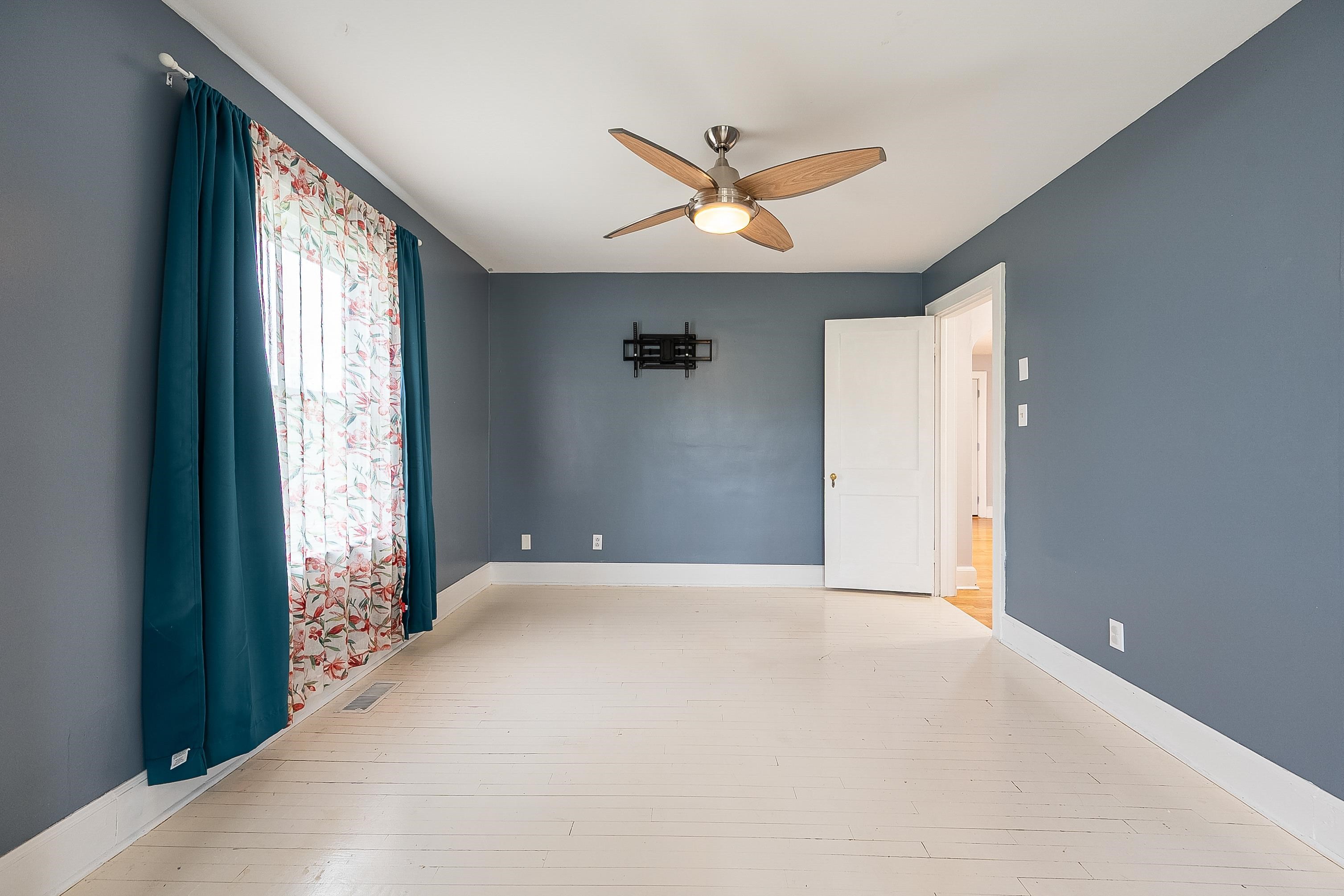 1403 Cabot Drive Pearisburg VA 24134