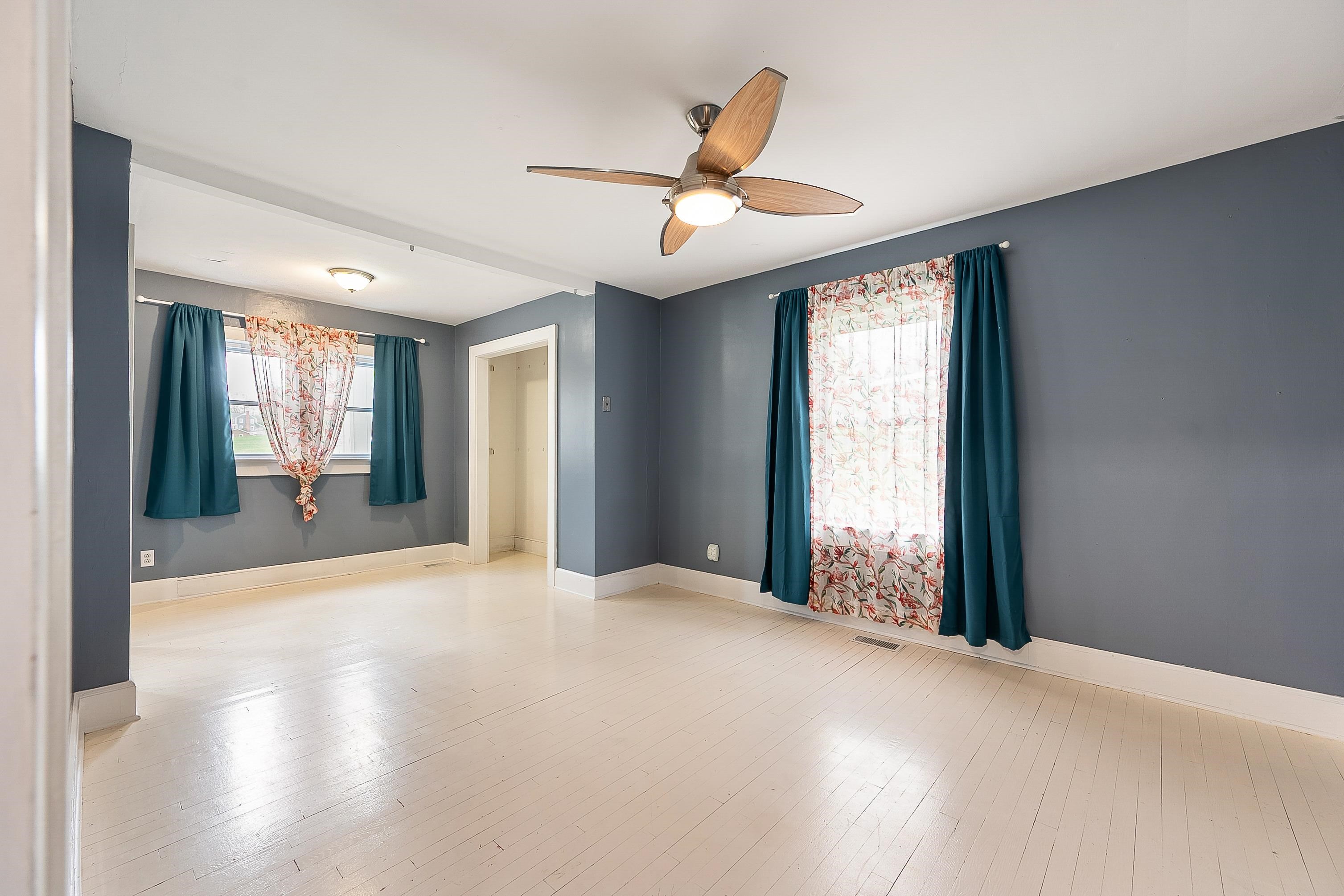 1403 Cabot Drive Pearisburg VA 24134