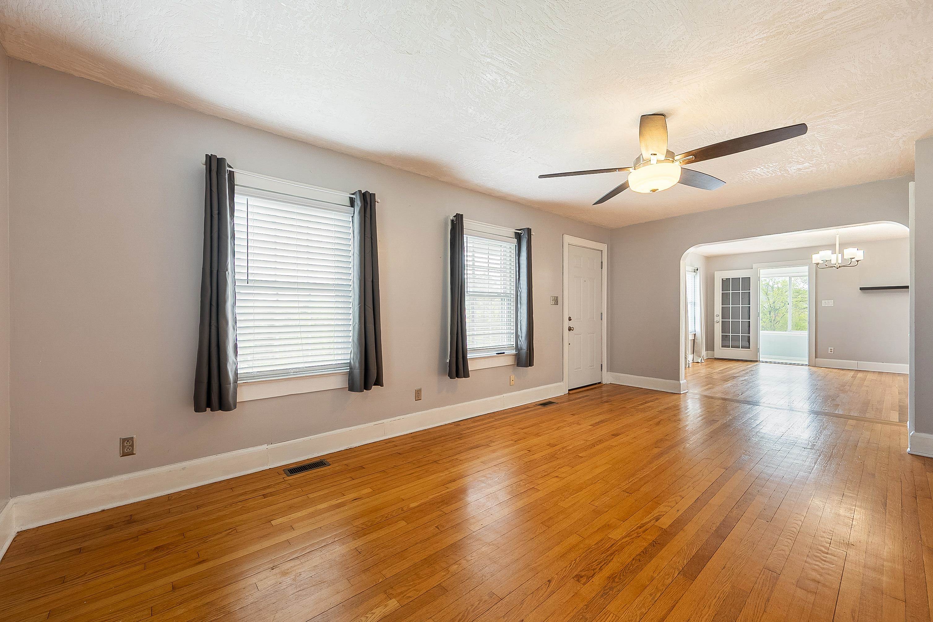 1403 Cabot Drive Pearisburg VA 24134