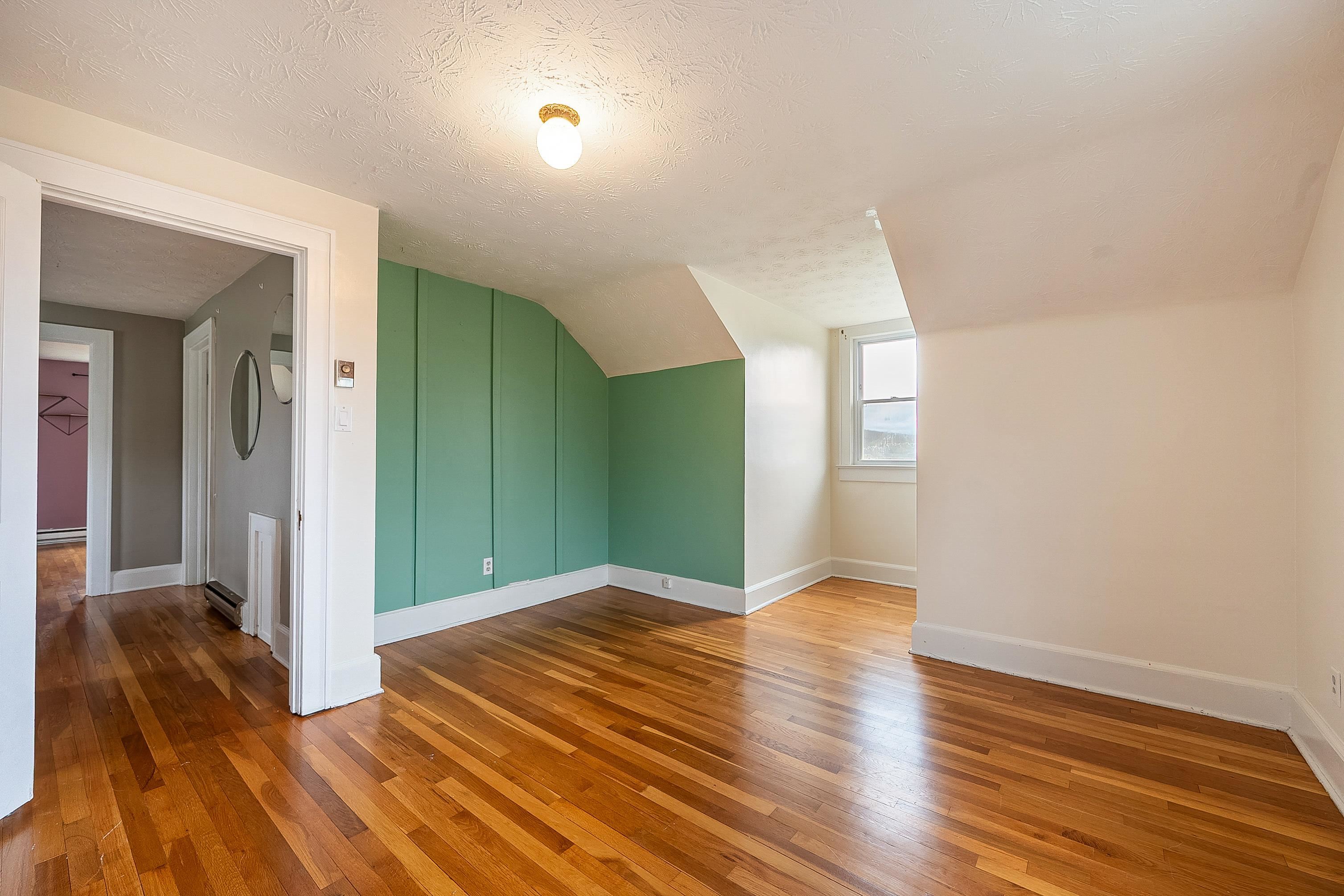 1403 Cabot Drive Pearisburg VA 24134