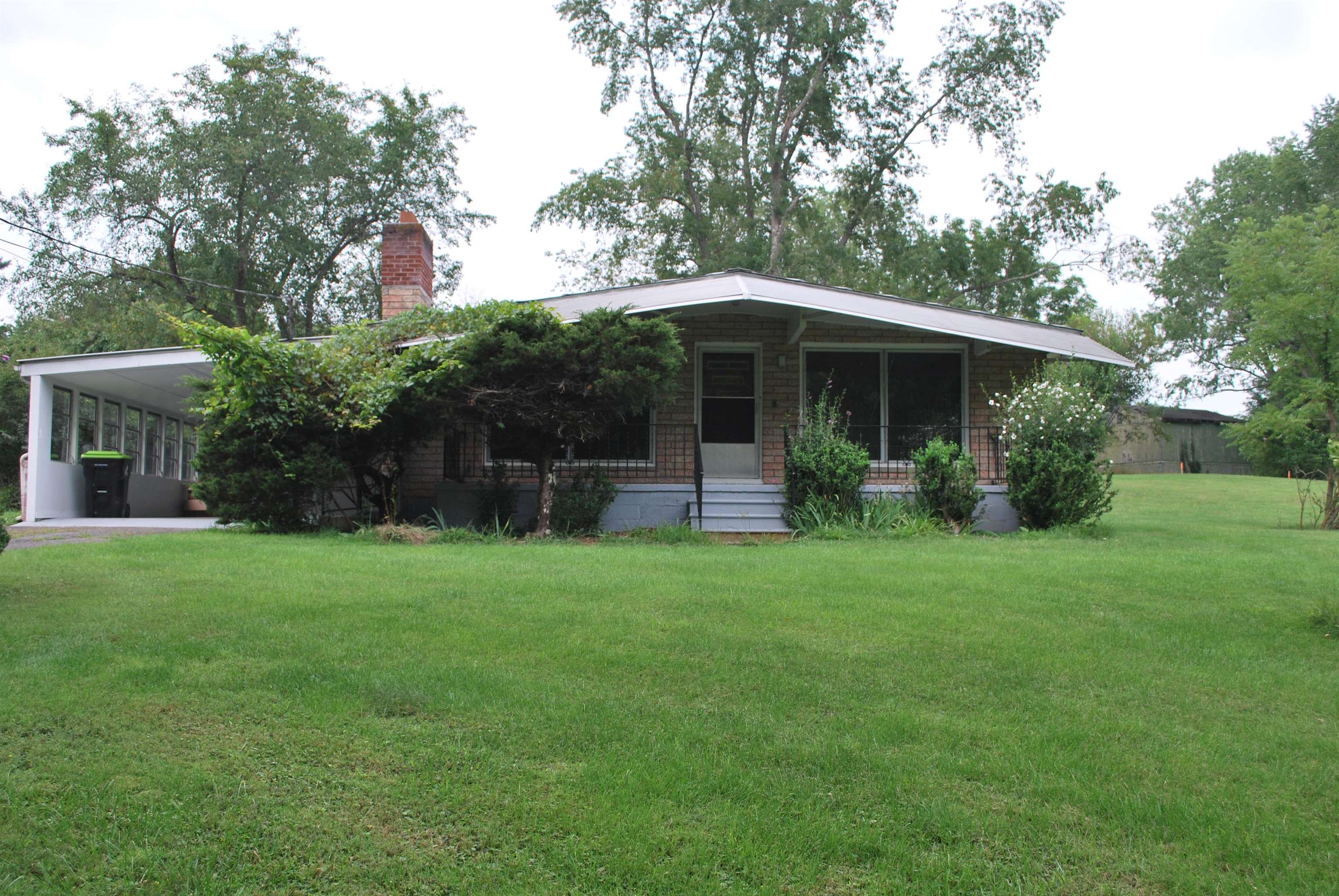 1890 Alum Springs Road Pulaski VA 24301