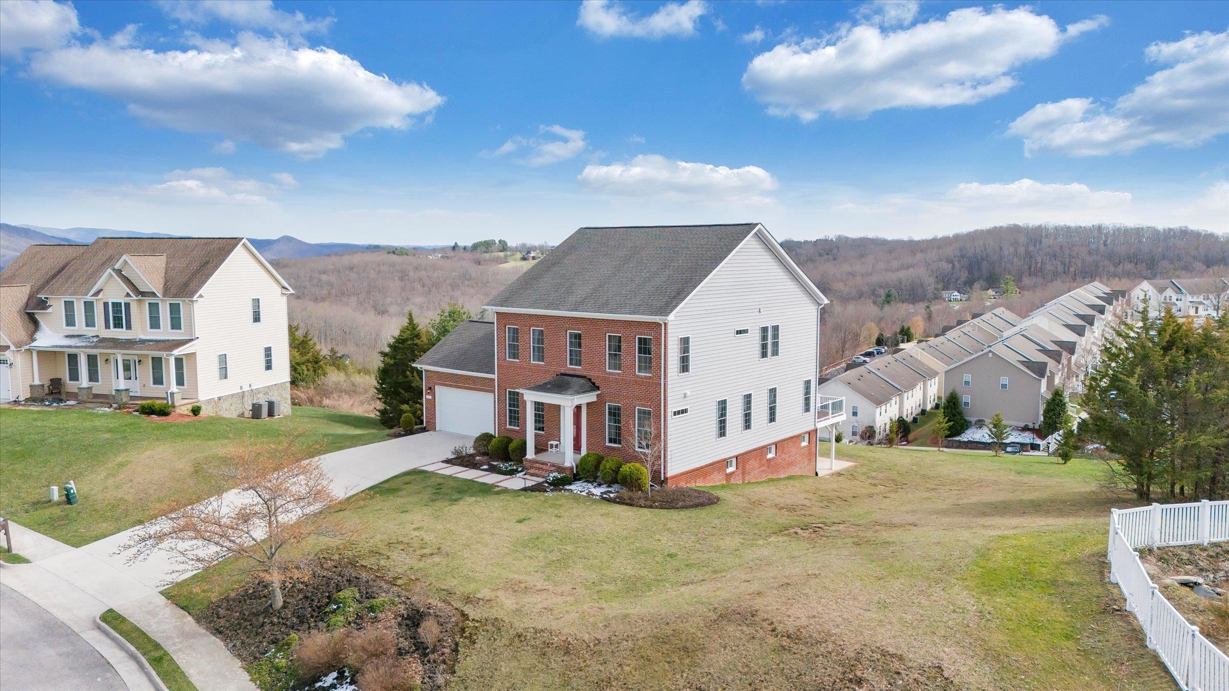 402 Sterling Heights Lane Blacksburg VA 24060