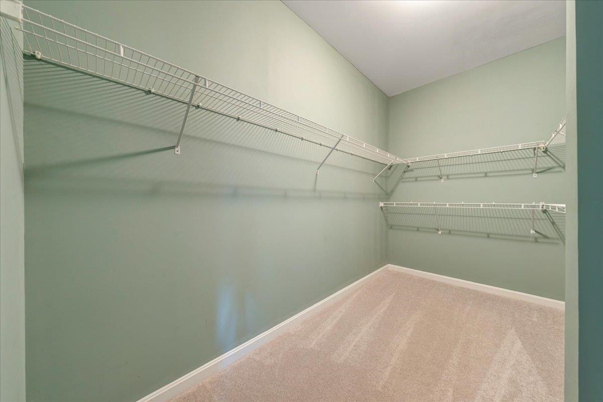 836 Long Island Drive Moneta VA 24121