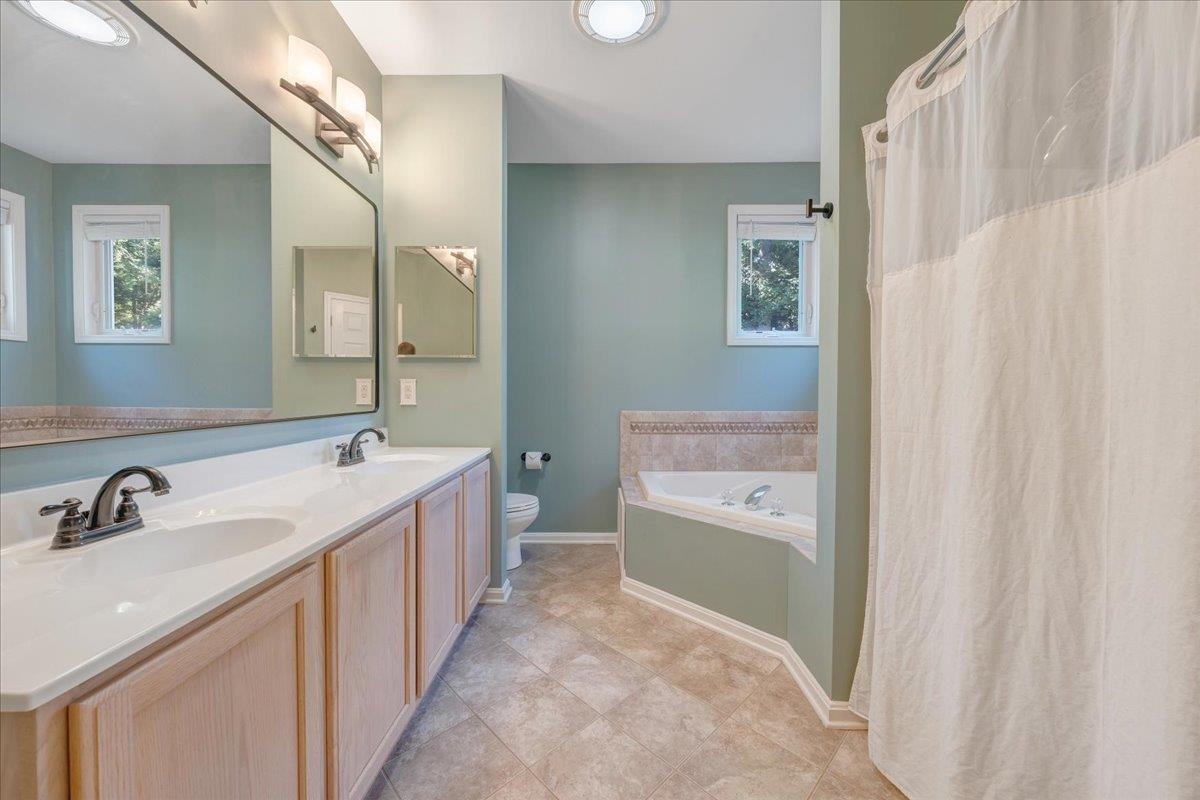 836 Long Island Drive Moneta VA 24121