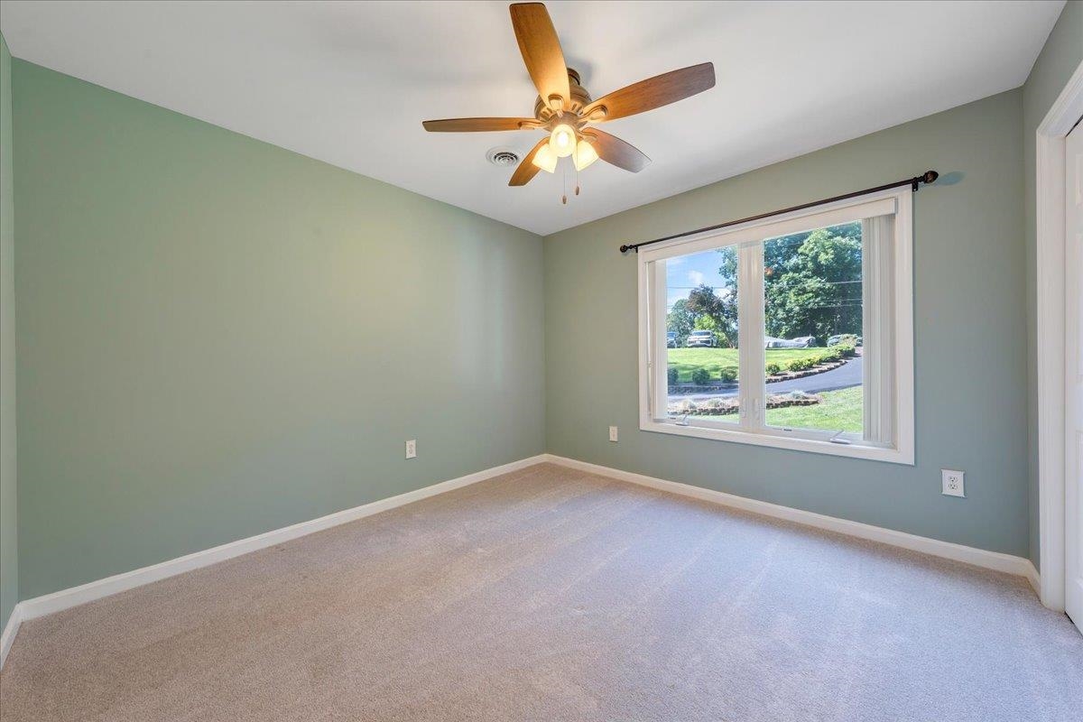 836 Long Island Drive Moneta VA 24121