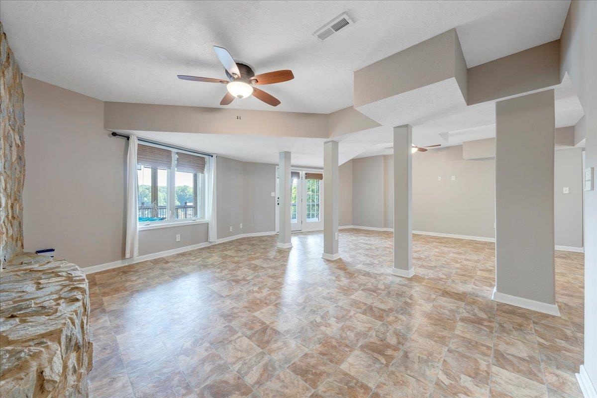 836 Long Island Drive Moneta VA 24121