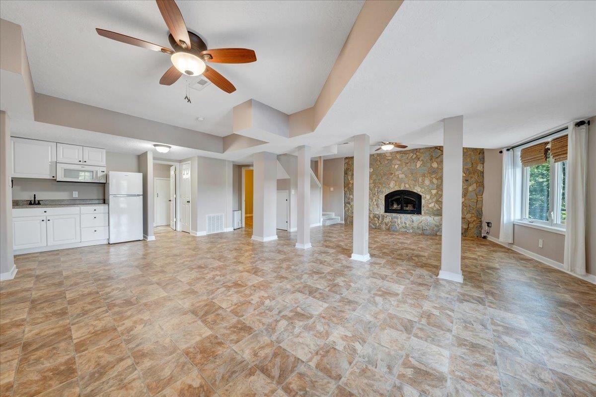 836 Long Island Drive Moneta VA 24121