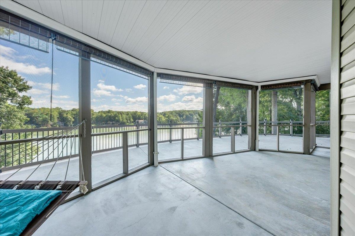 836 Long Island Drive Moneta VA 24121