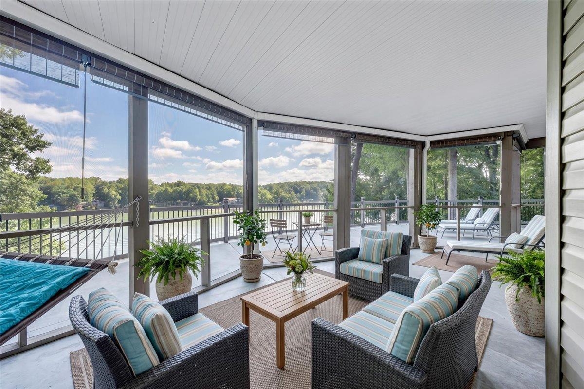 836 Long Island Drive Moneta VA 24121