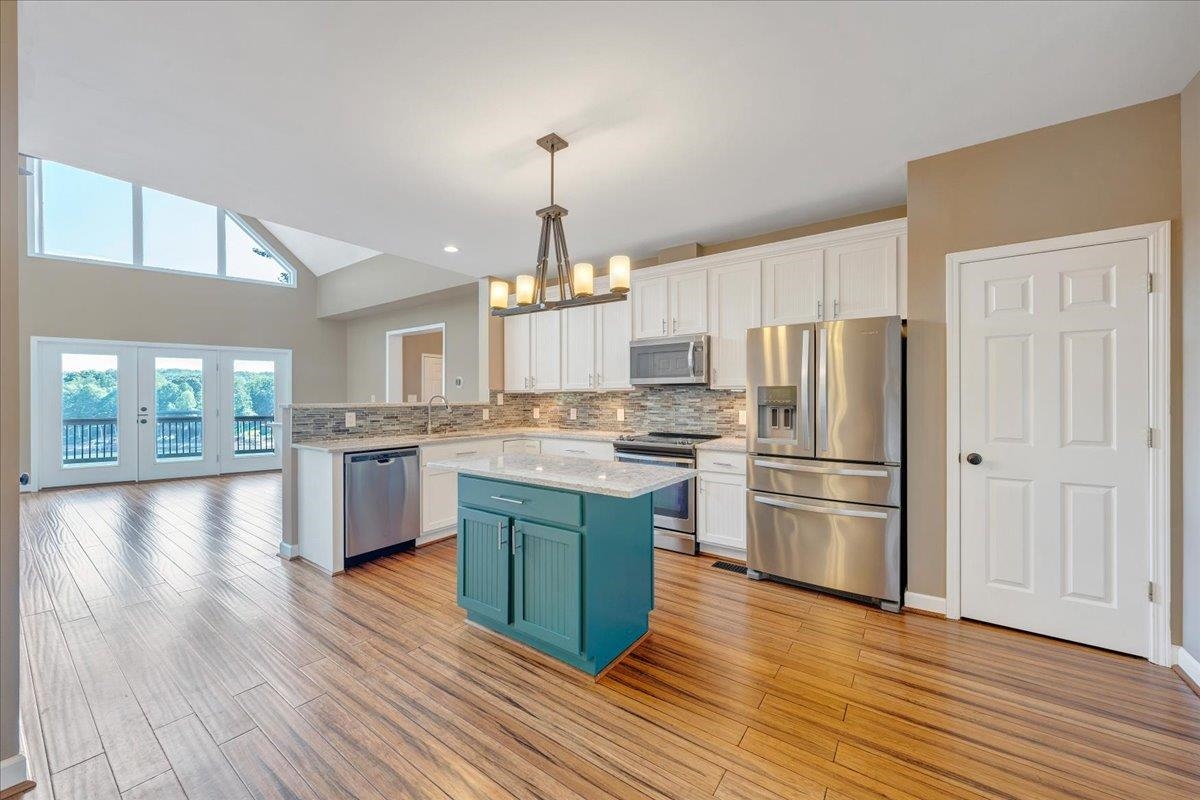 836 Long Island Drive Moneta VA 24121