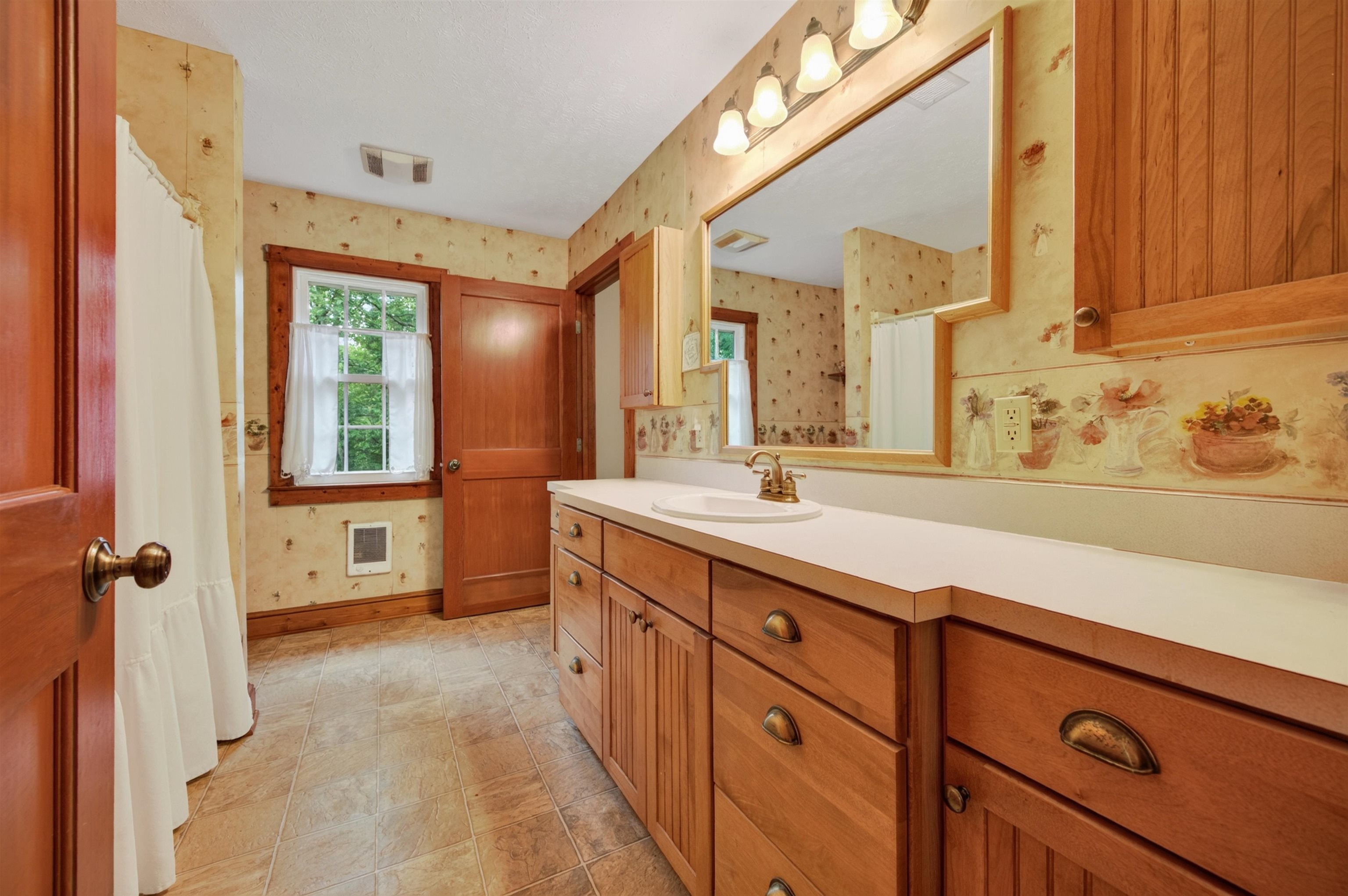 6470 Woolwine Highway Woolwine VA 24185