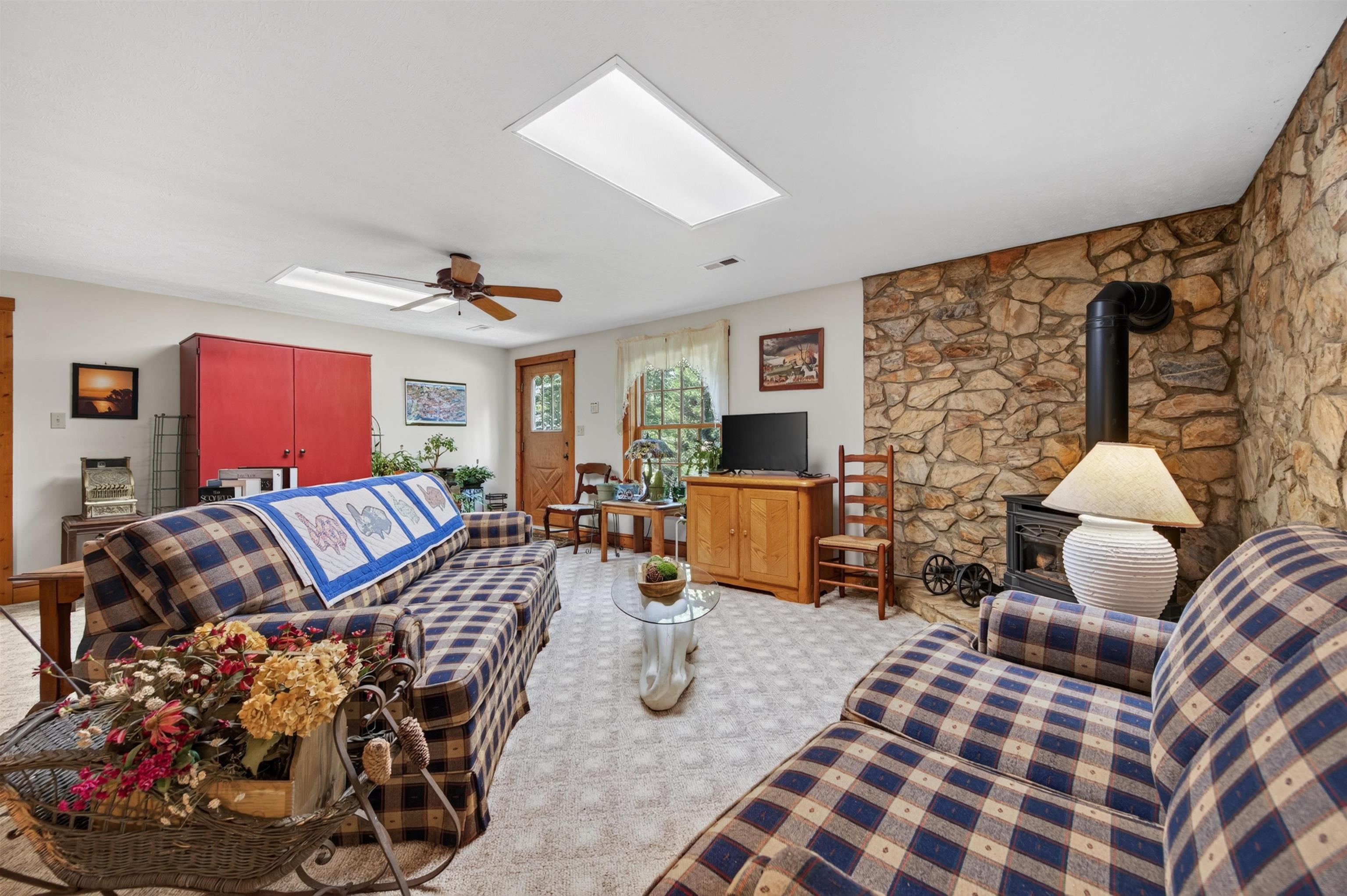 6470 Woolwine Highway Woolwine VA 24185