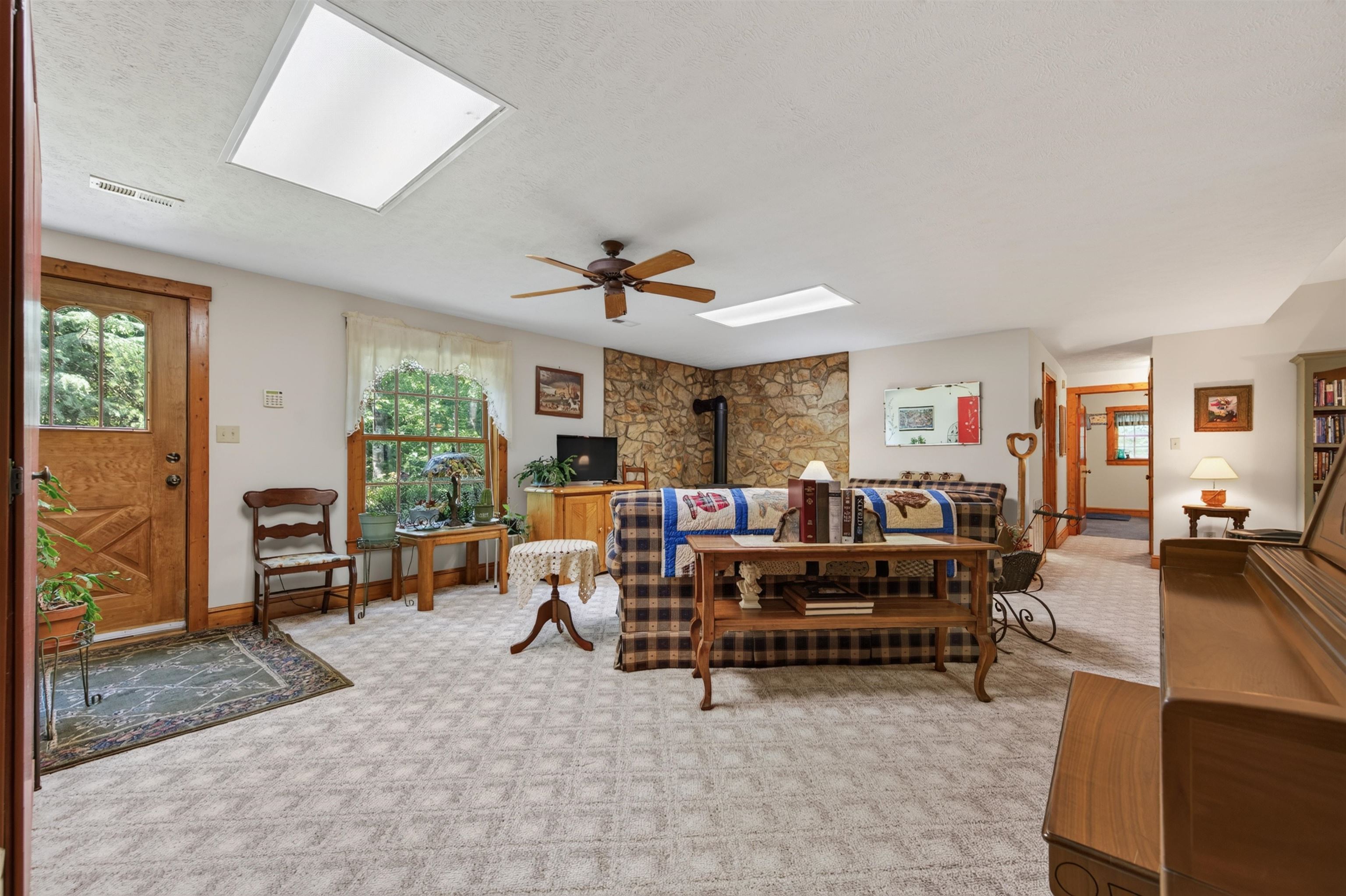 6470 Woolwine Highway Woolwine VA 24185