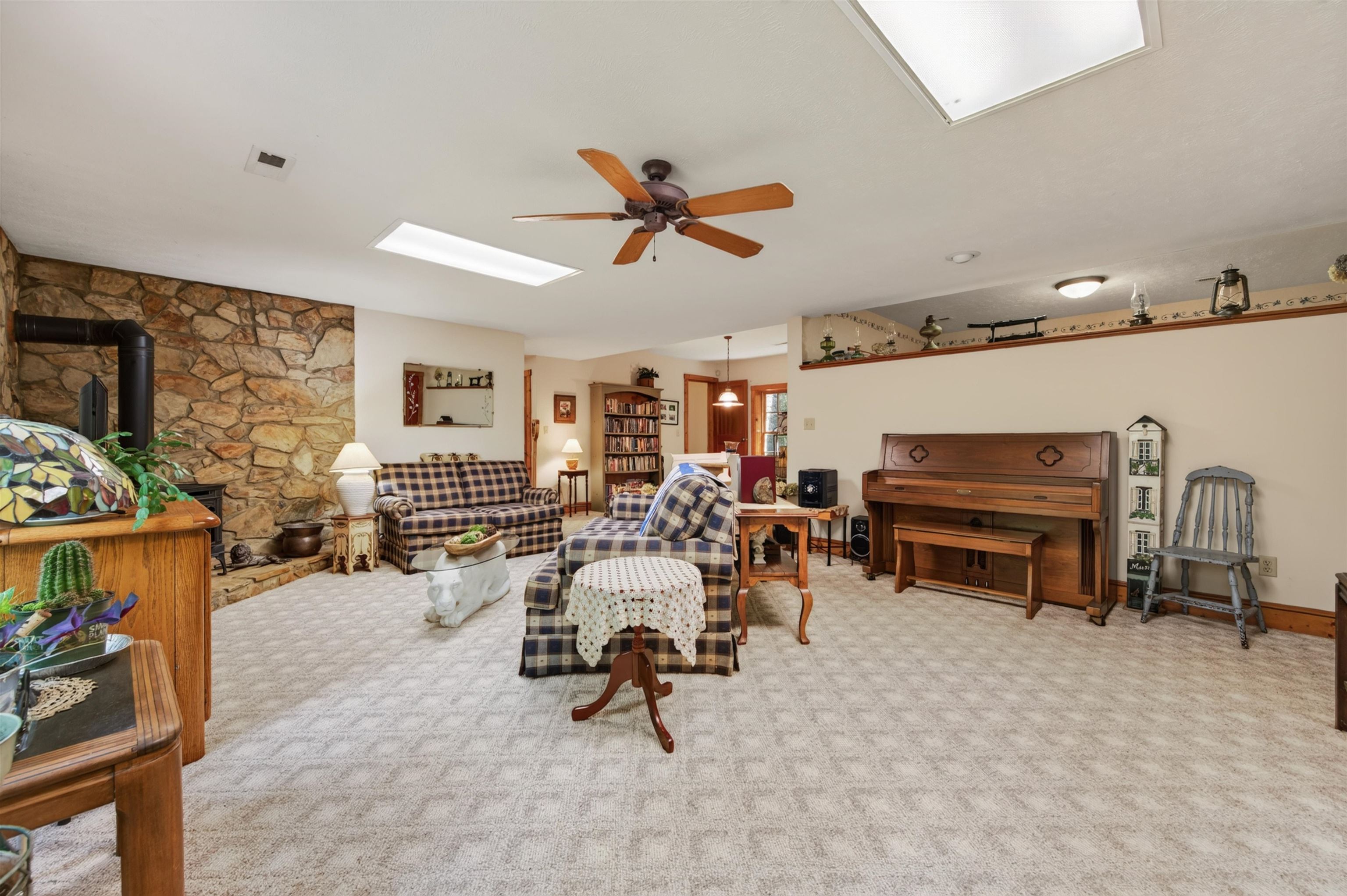 6470 Woolwine Highway Woolwine VA 24185