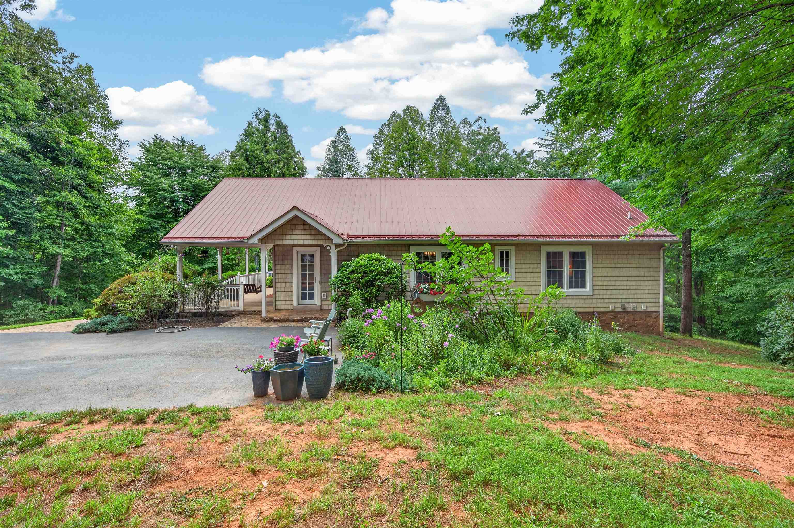 6470 Woolwine Highway Woolwine VA 24185