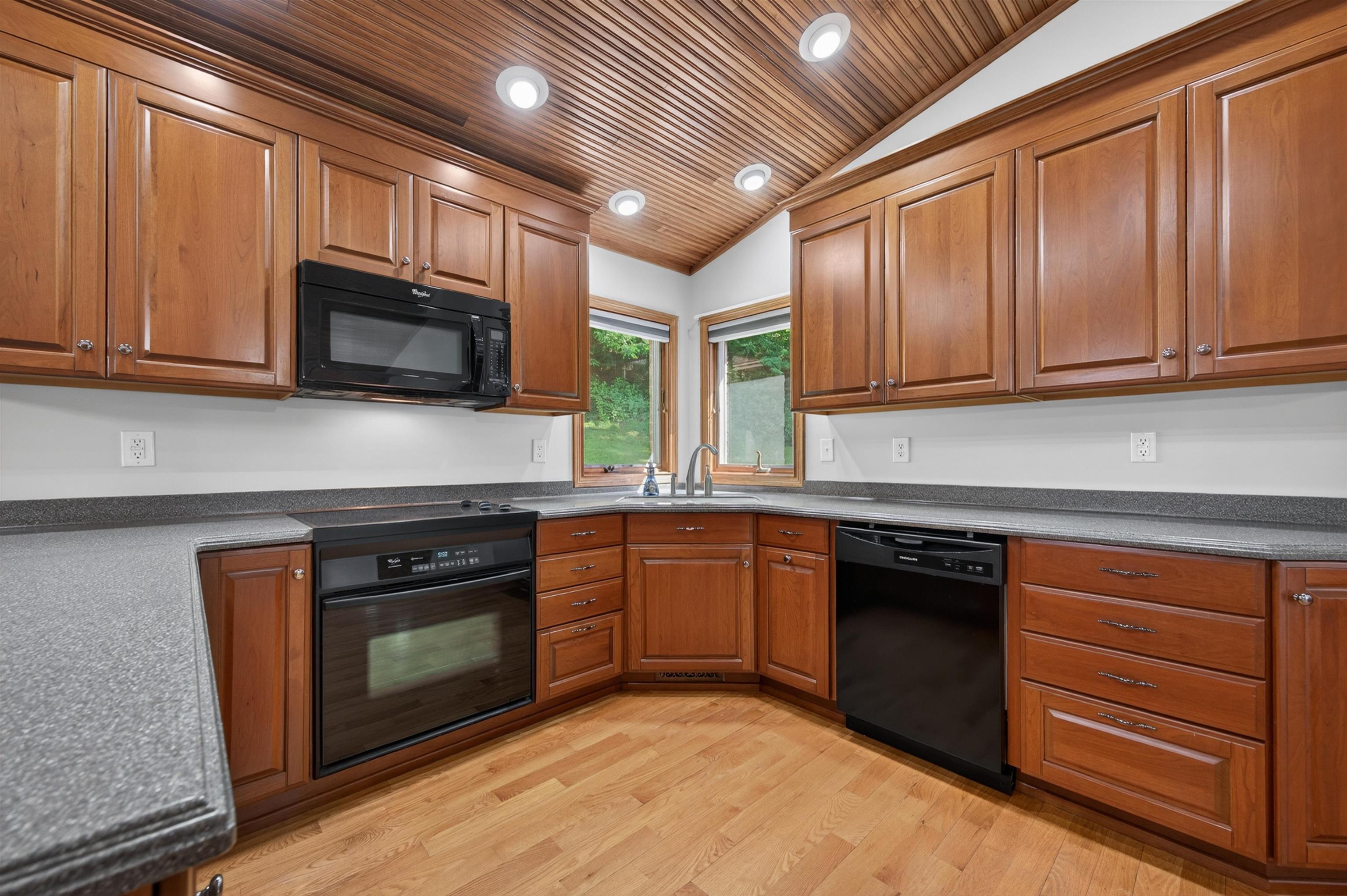 1354 Cascade Drive Pembroke VA 24136
