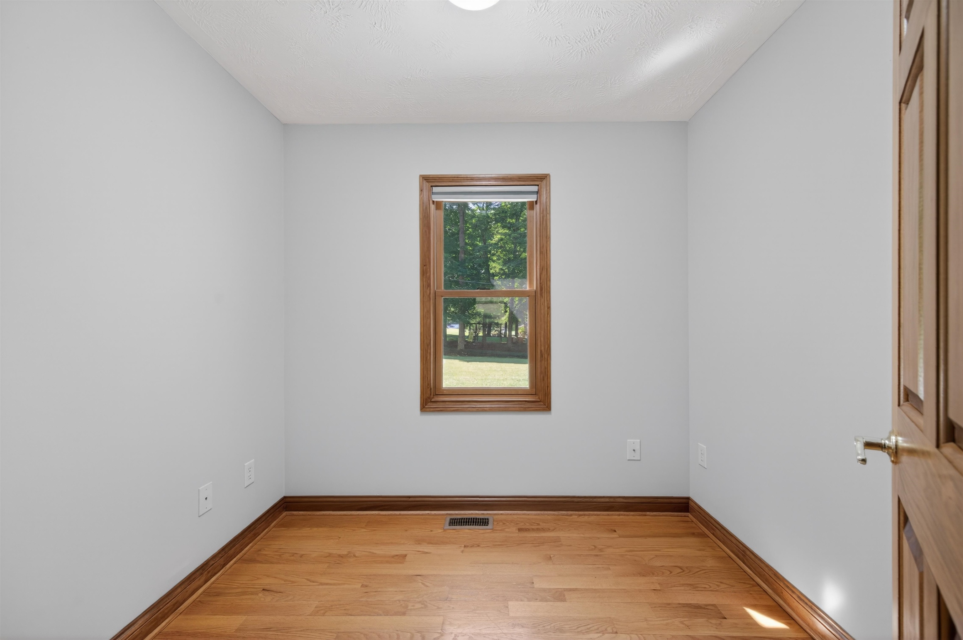 1354 Cascade Drive Pembroke VA 24136