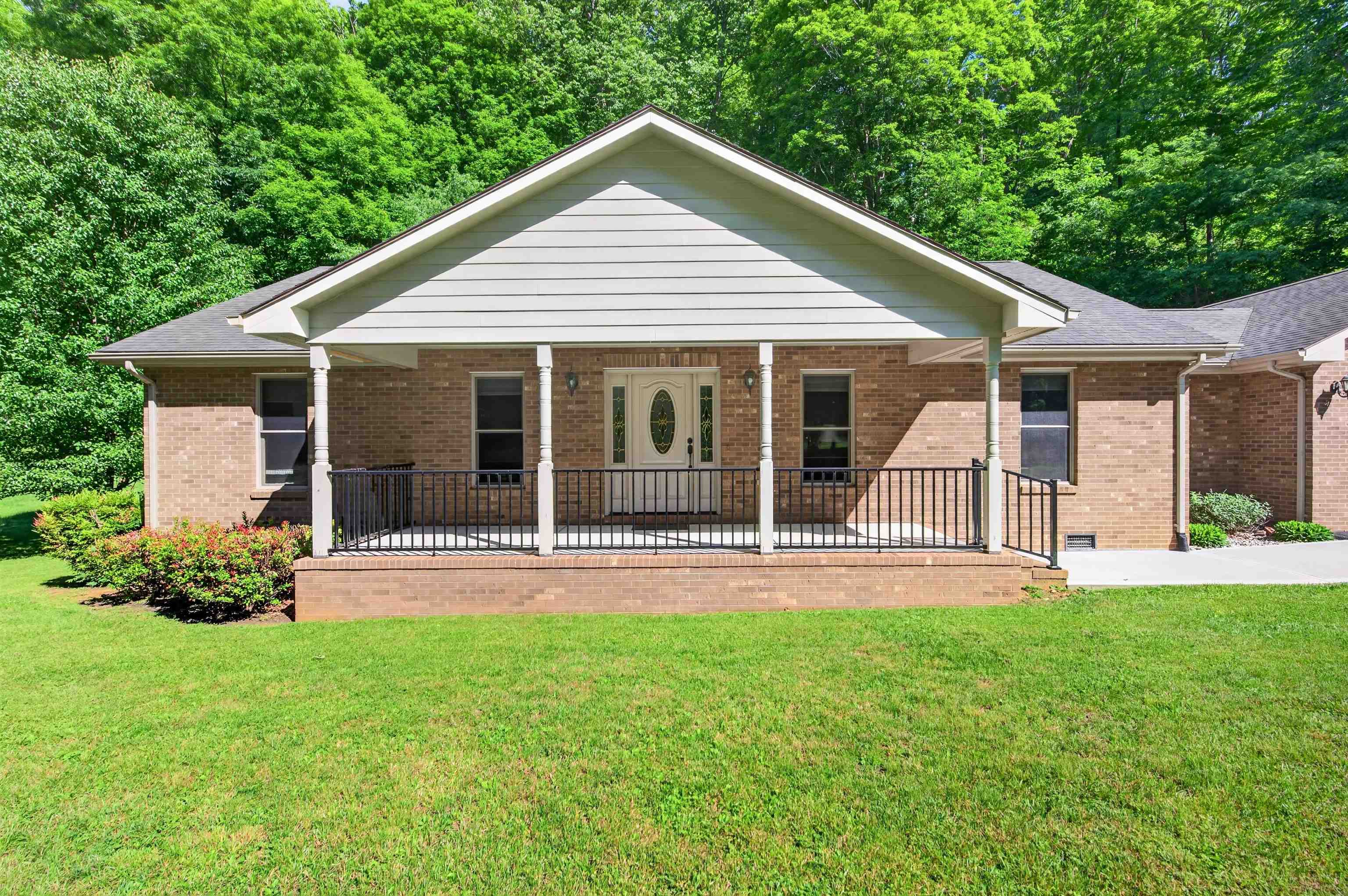 1354 Cascade Drive Pembroke VA 24136