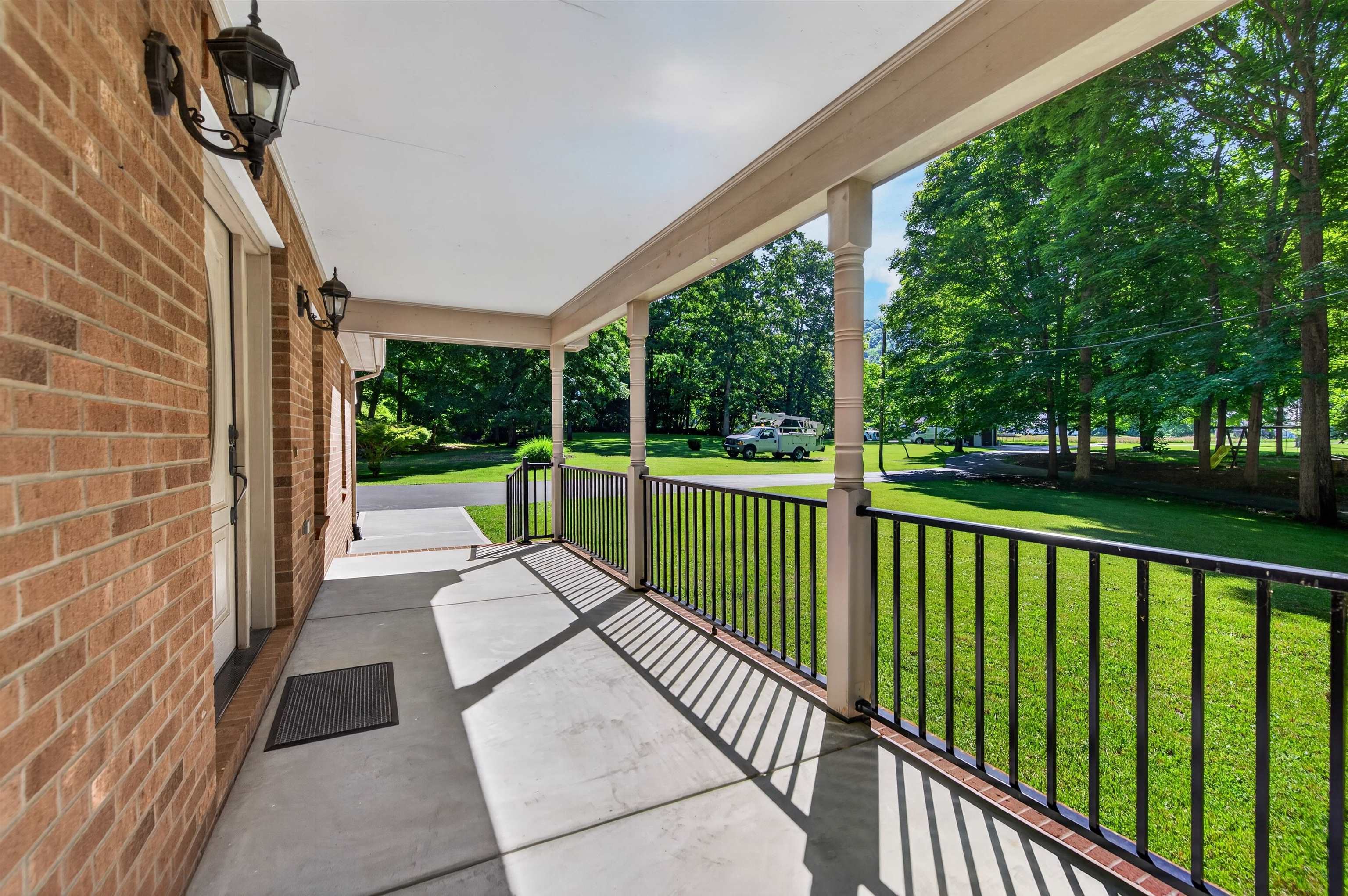 1354 Cascade Drive Pembroke VA 24136