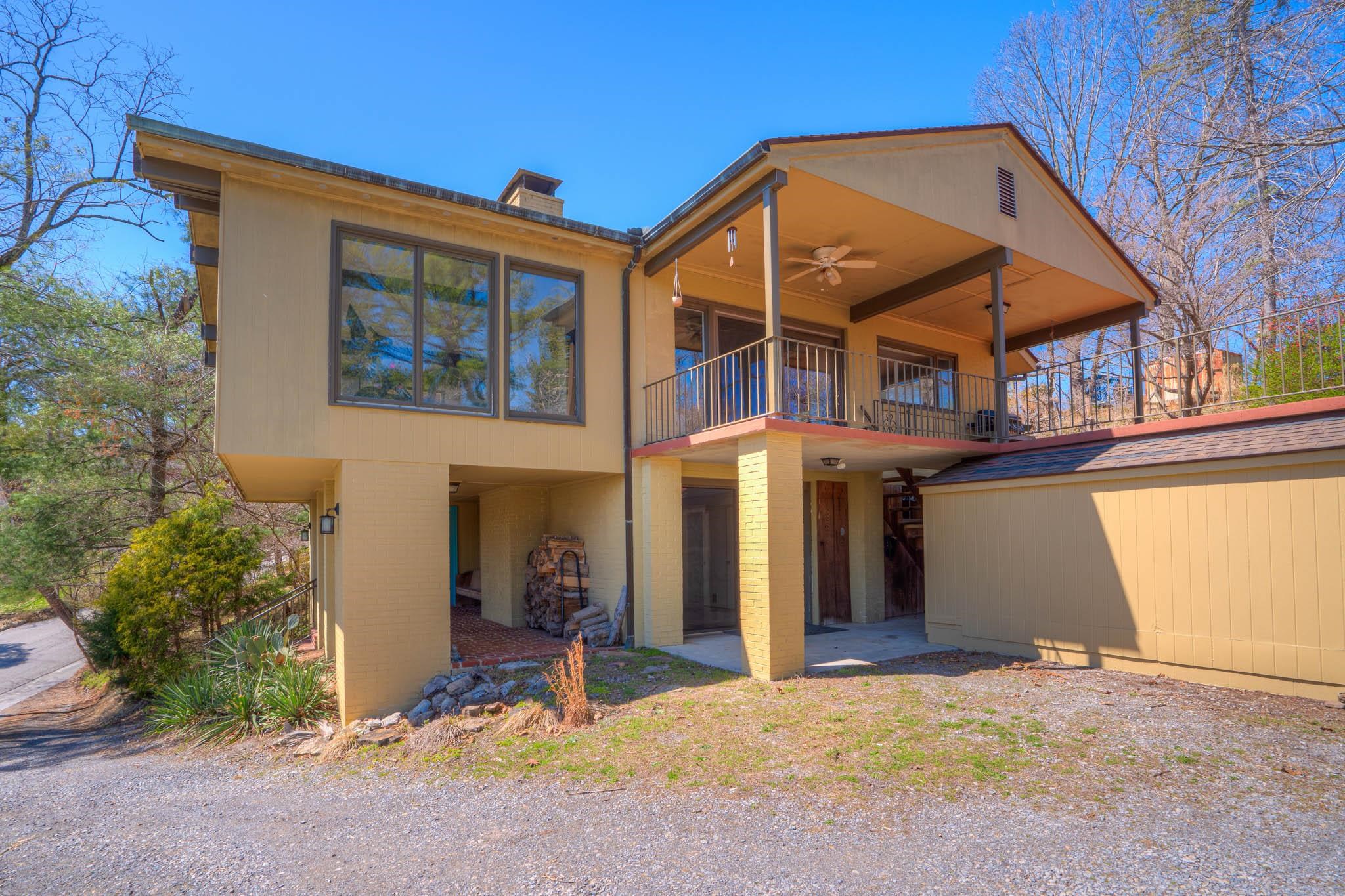 1002 Highland Circle Blacksburg VA 24060