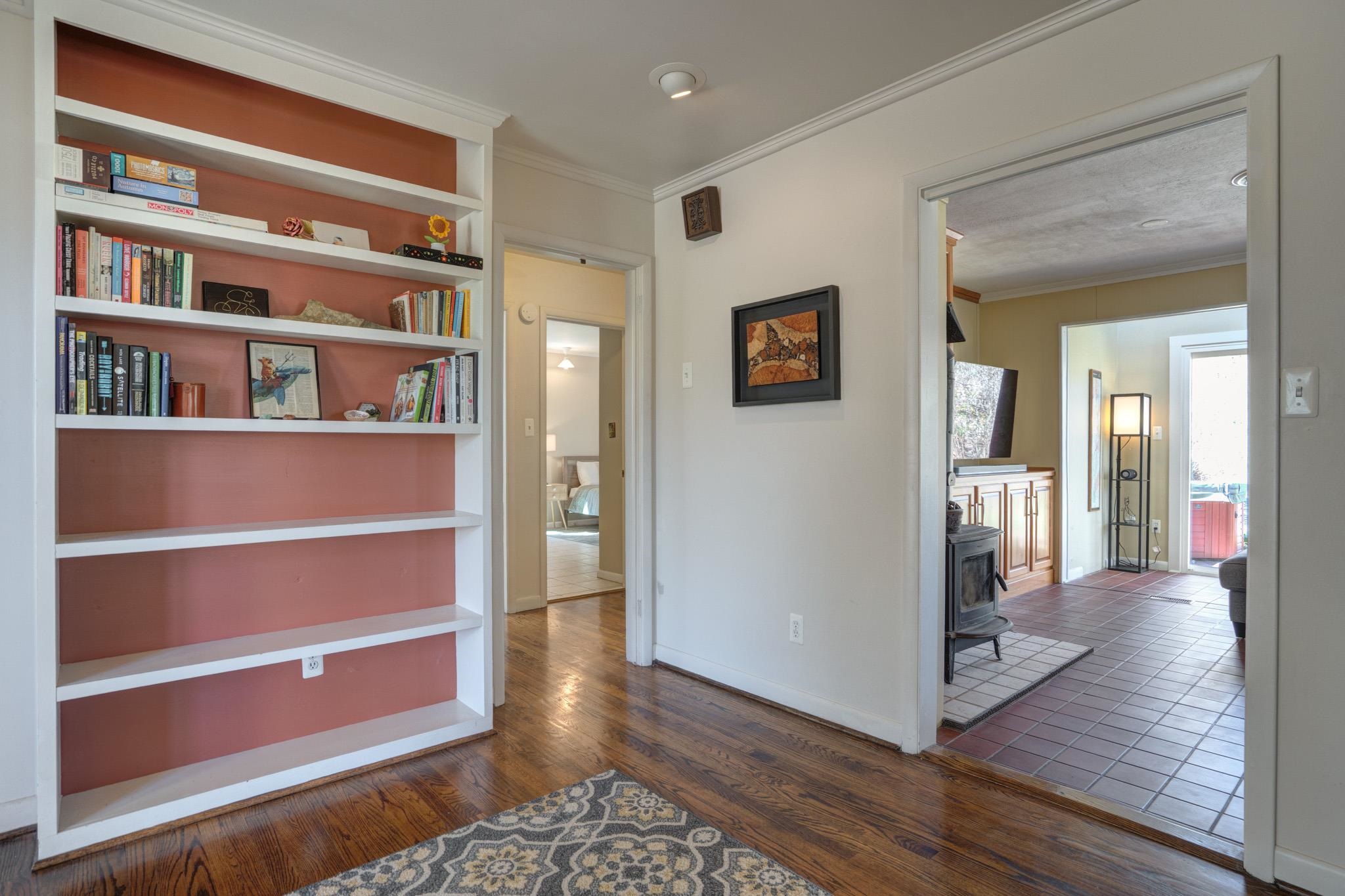 1002 Highland Circle Blacksburg VA 24060