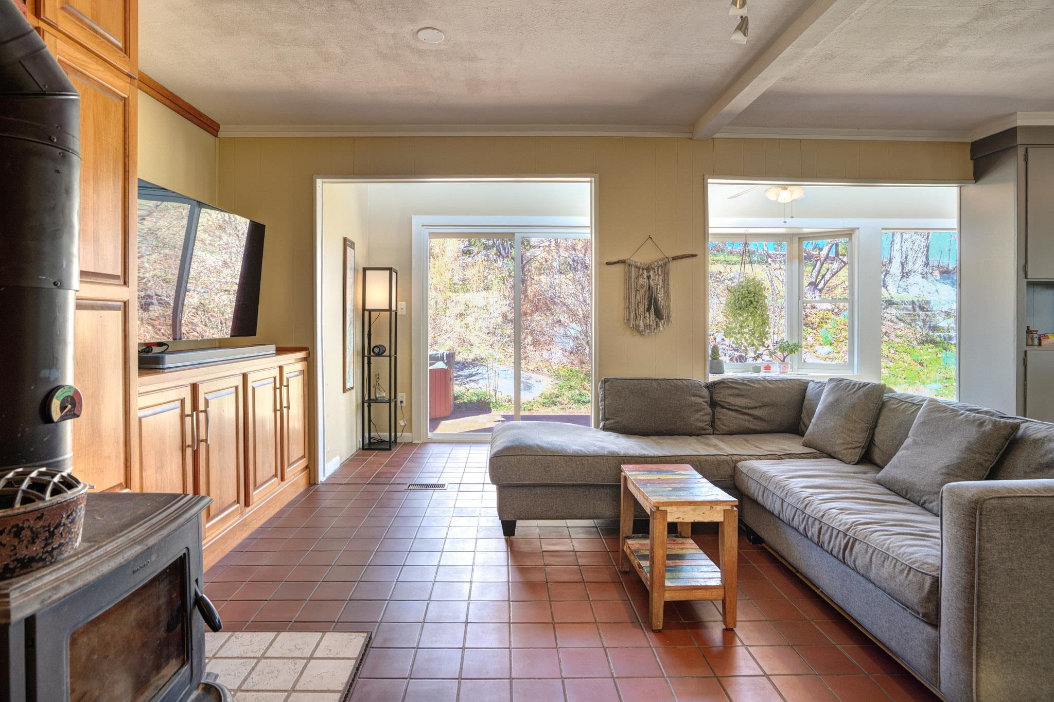 1002 Highland Circle Blacksburg VA 24060