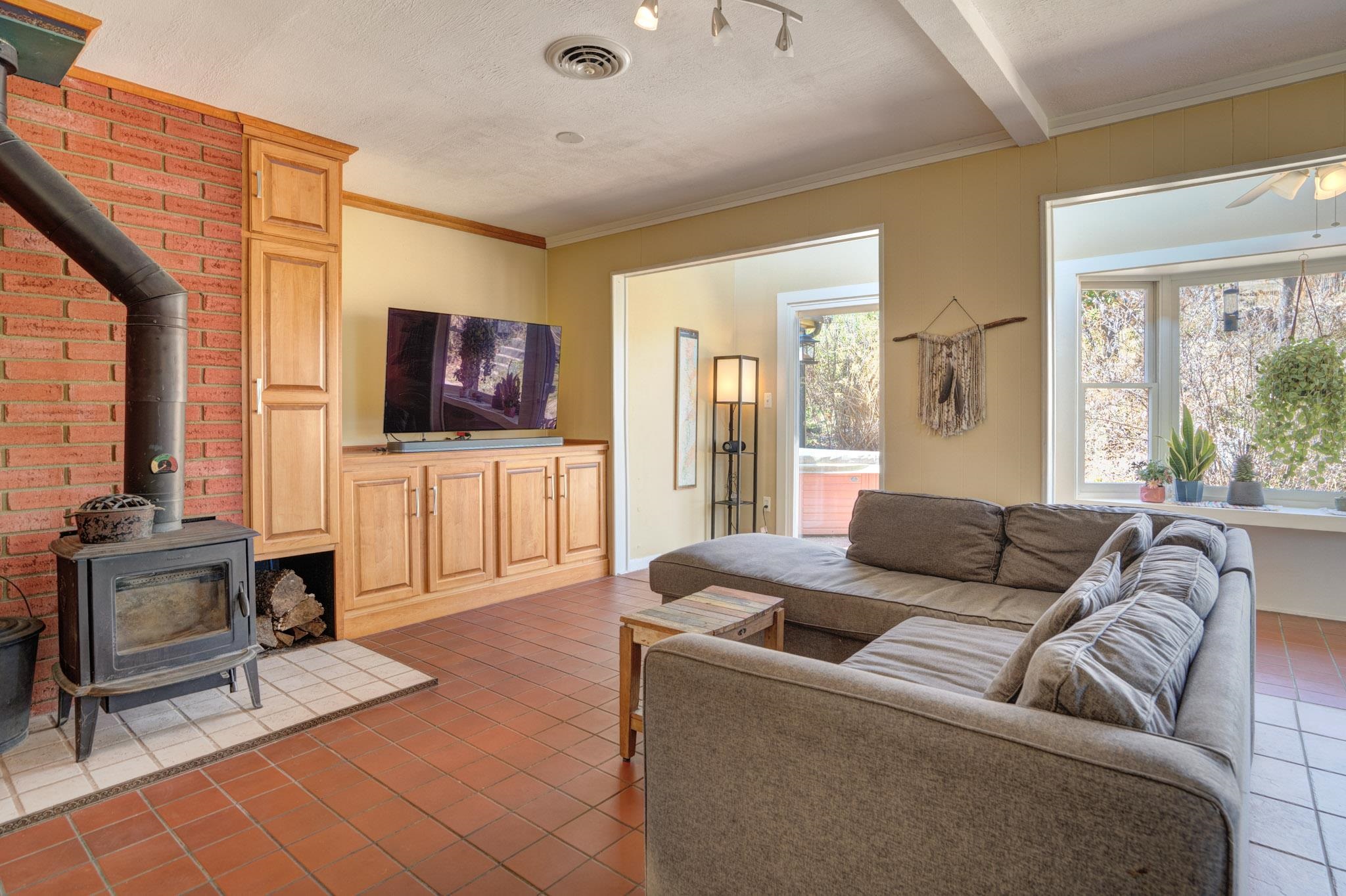 1002 Highland Circle Blacksburg VA 24060