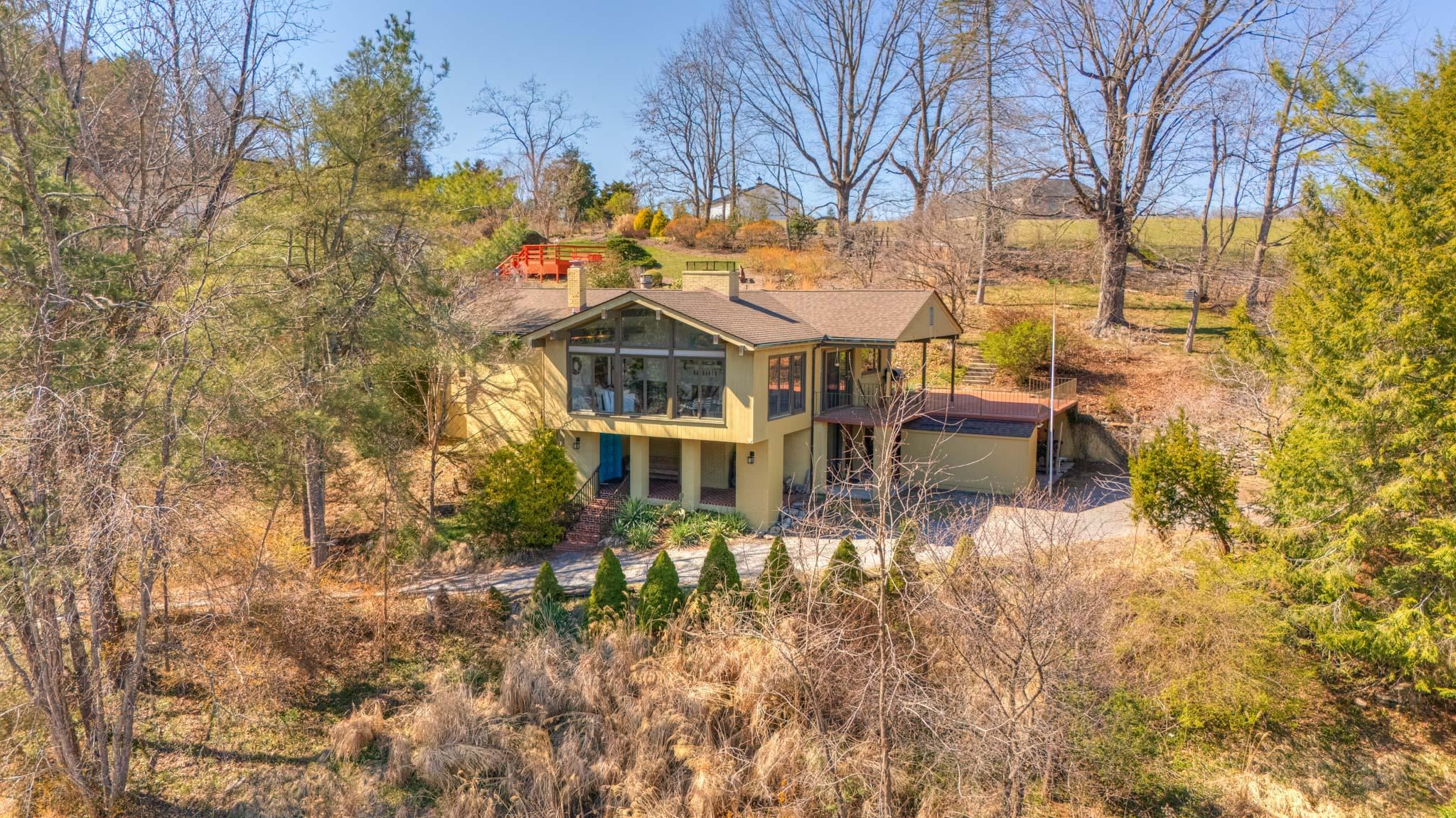 1002 Highland Circle Blacksburg VA 24060