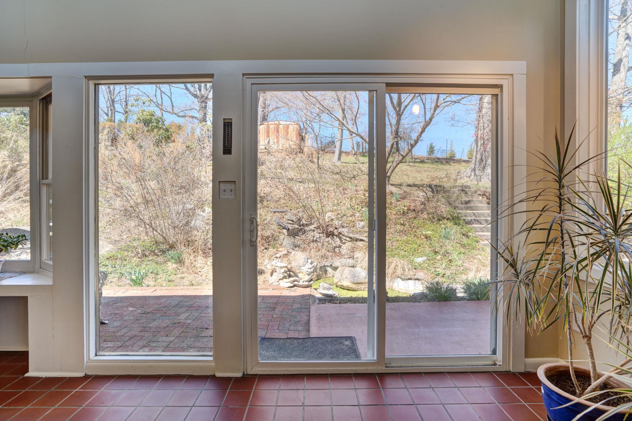 1002 Highland Circle Blacksburg VA 24060