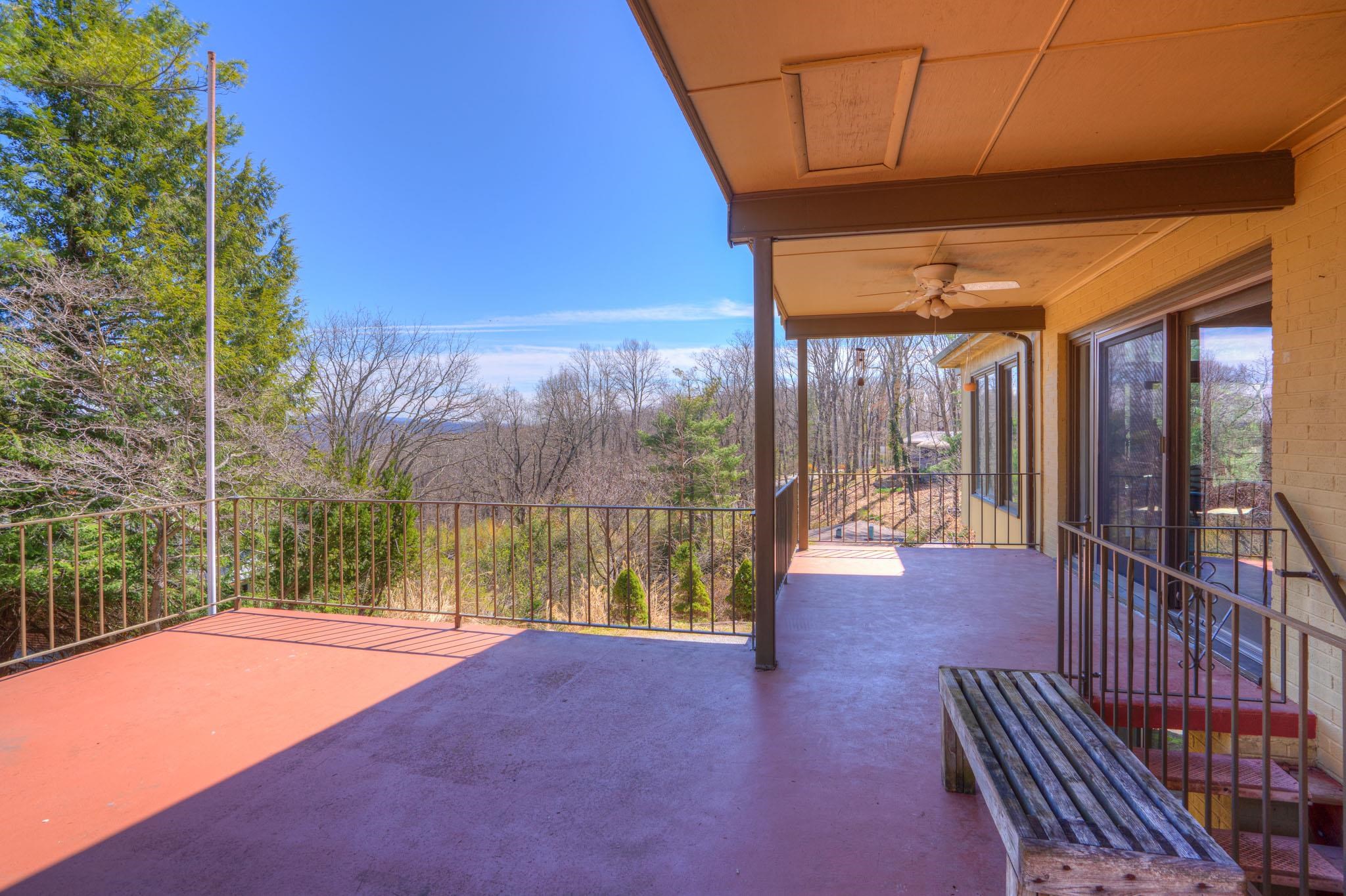 1002 Highland Circle Blacksburg VA 24060