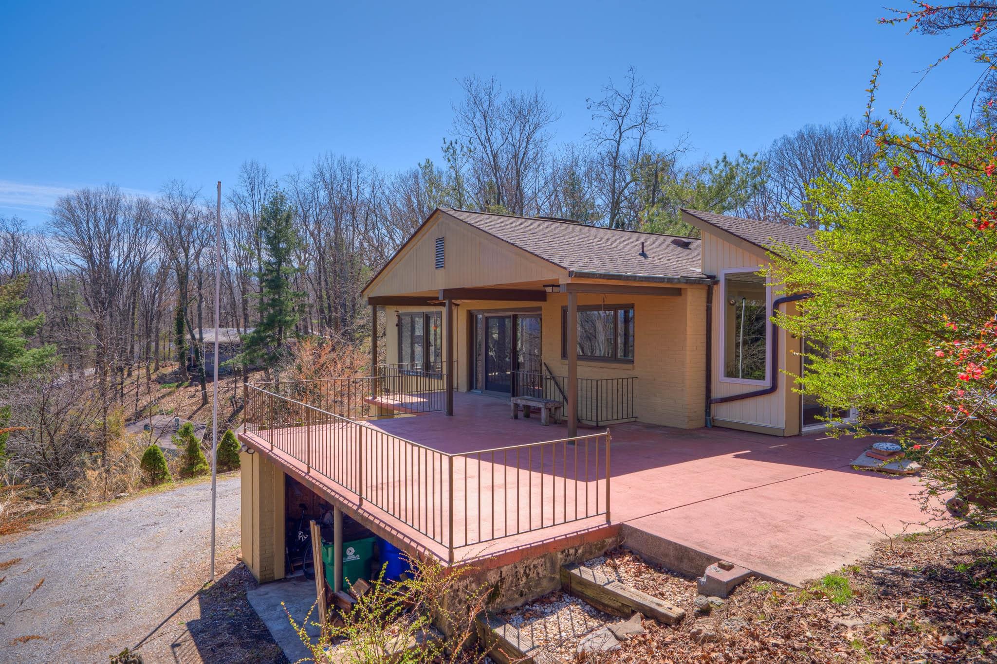 1002 Highland Circle Blacksburg VA 24060
