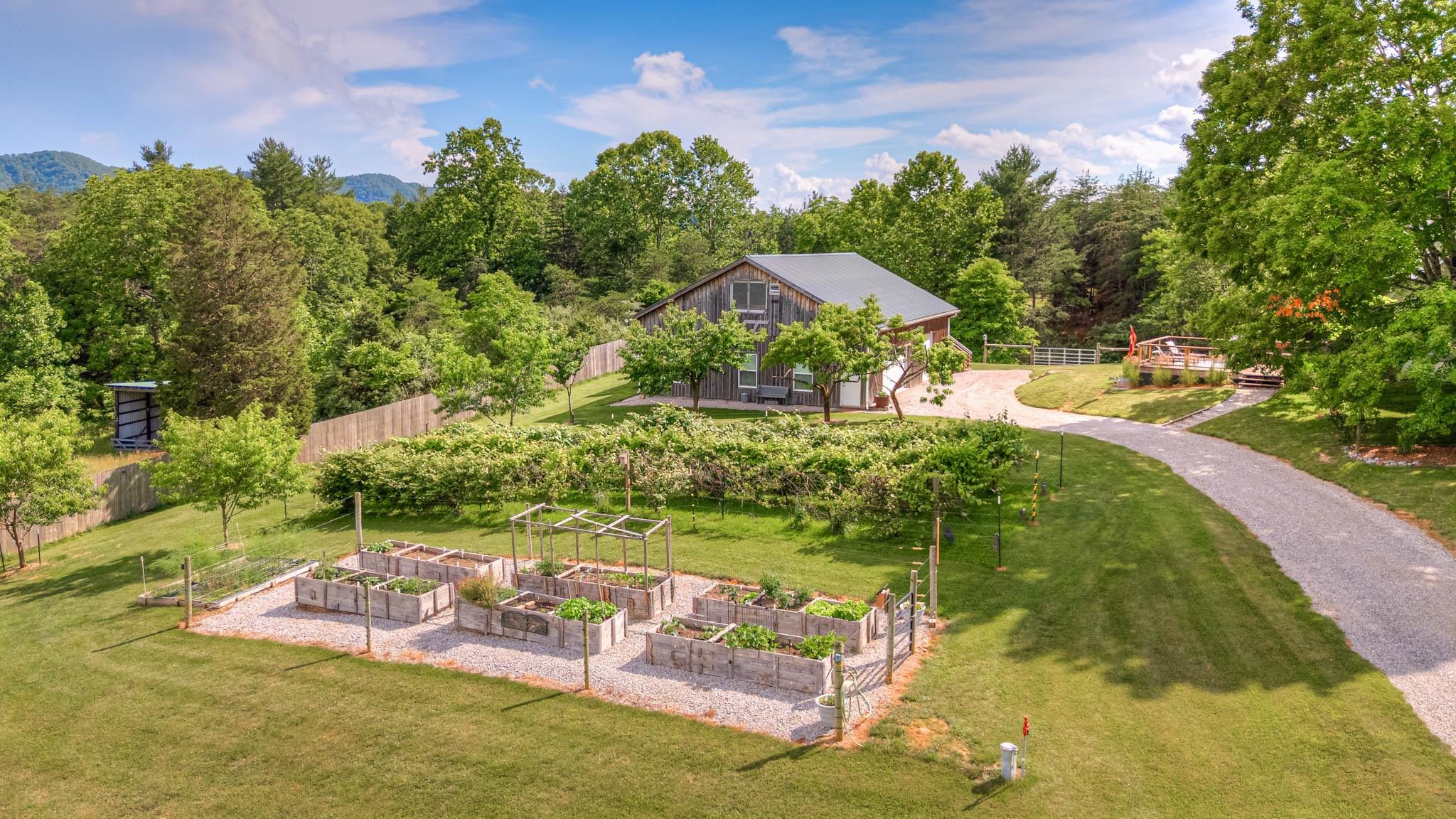 9169 Bear Claw Farms Lane Blacksburg VA 24060