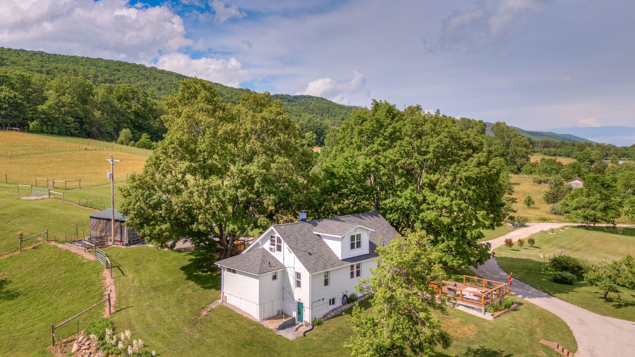 9169 Bear Claw Farms Lane Blacksburg VA 24060