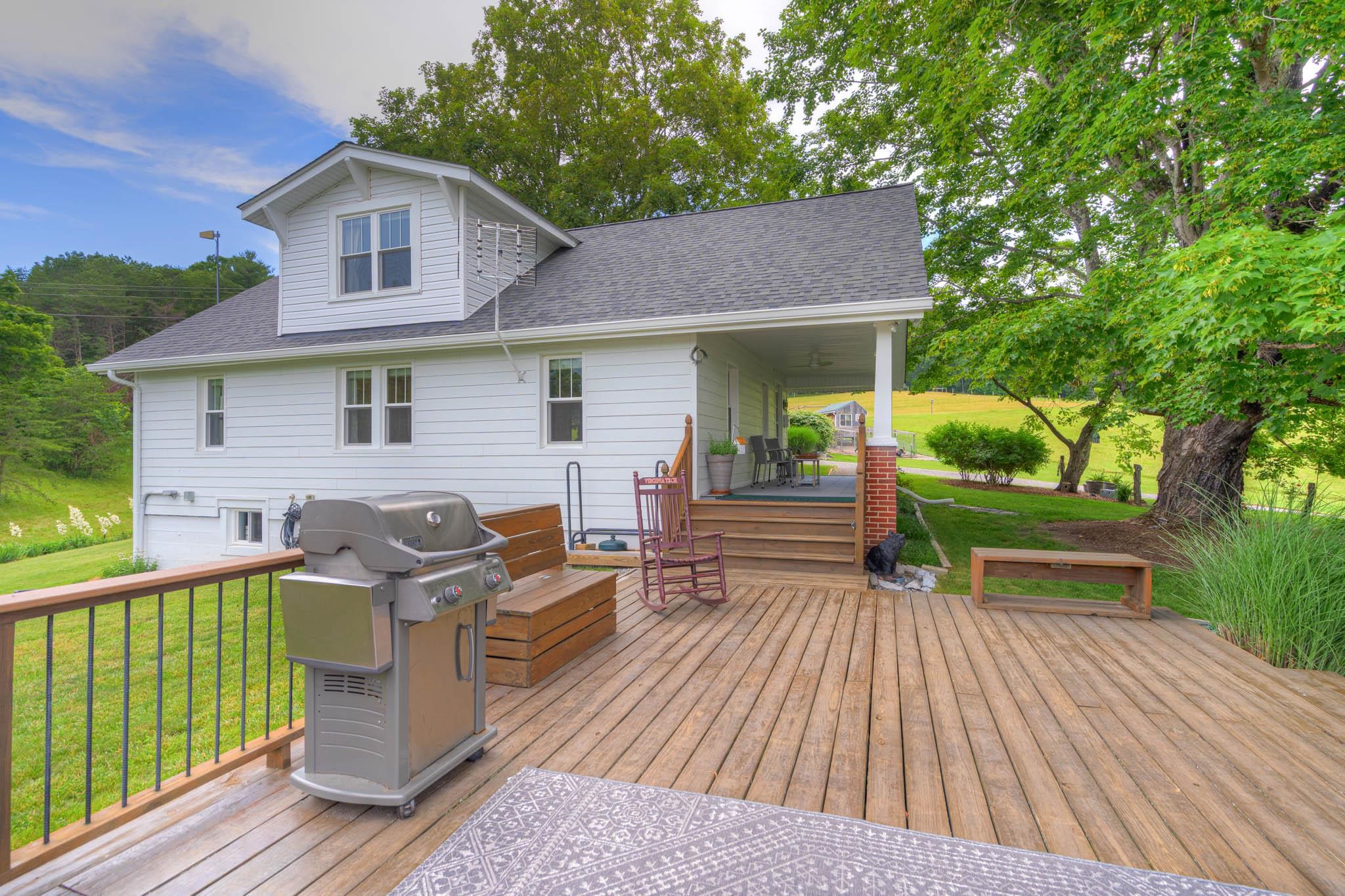 9169 Bear Claw Farms Lane Blacksburg VA 24060
