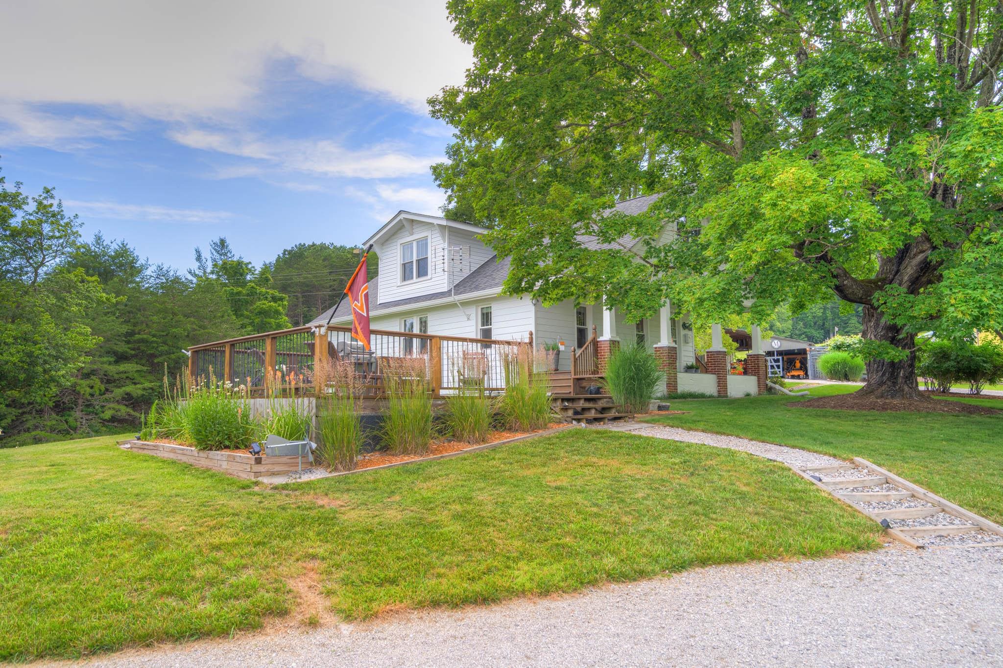 9169 Bear Claw Farms Lane Blacksburg VA 24060