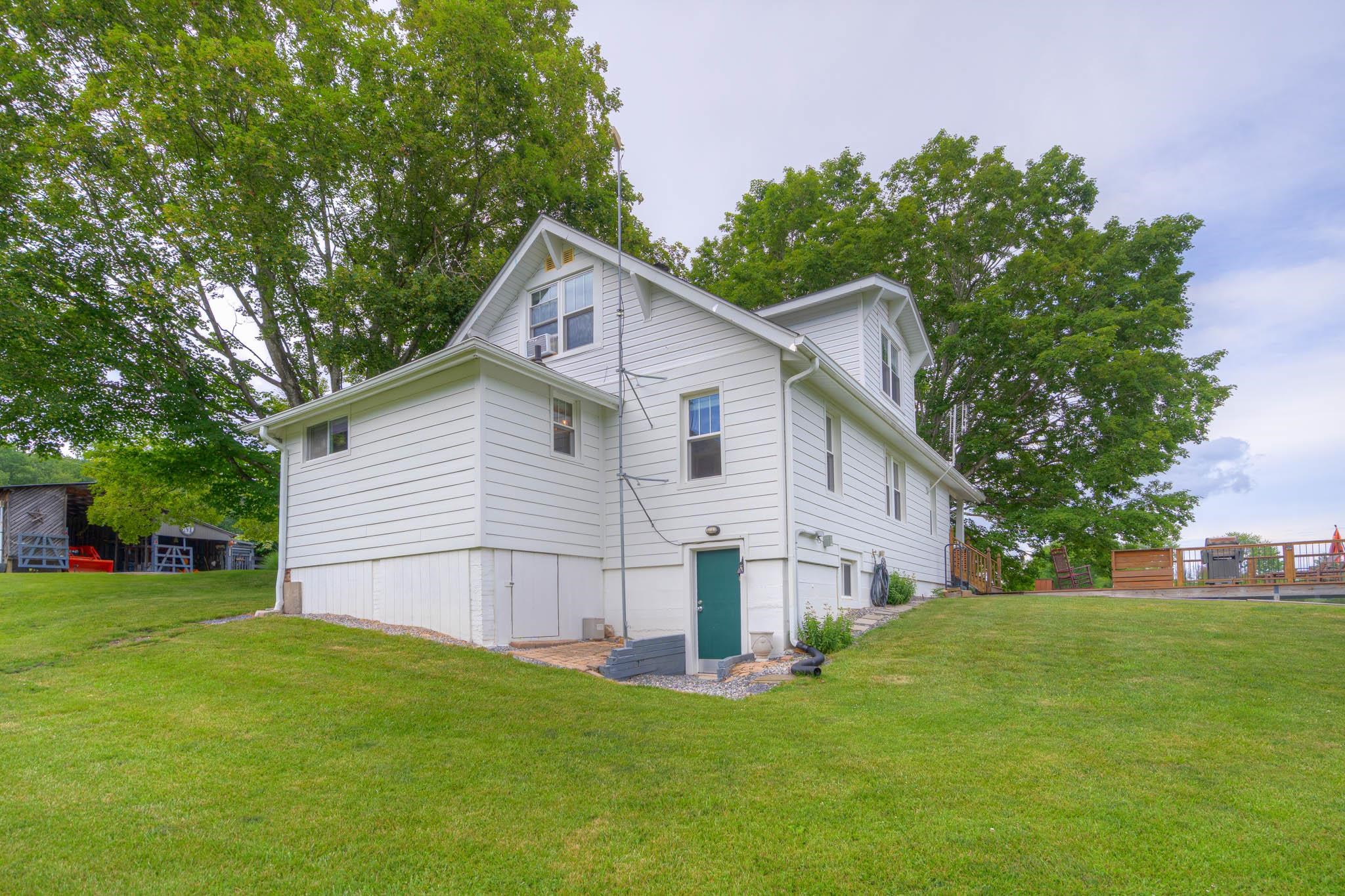 9169 Bear Claw Farms Lane Blacksburg VA 24060