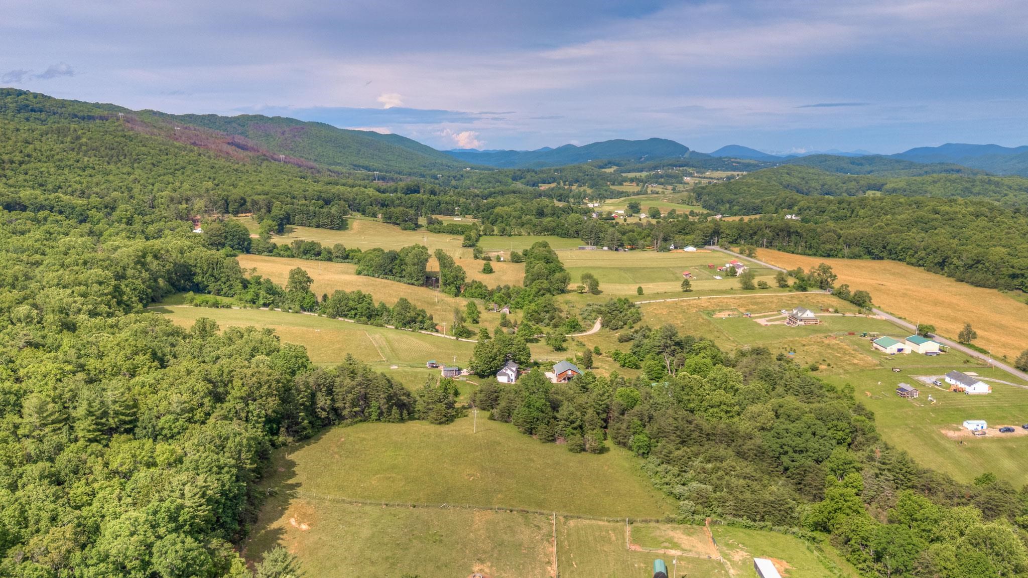 9169 Bear Claw Farms Lane Blacksburg VA 24060