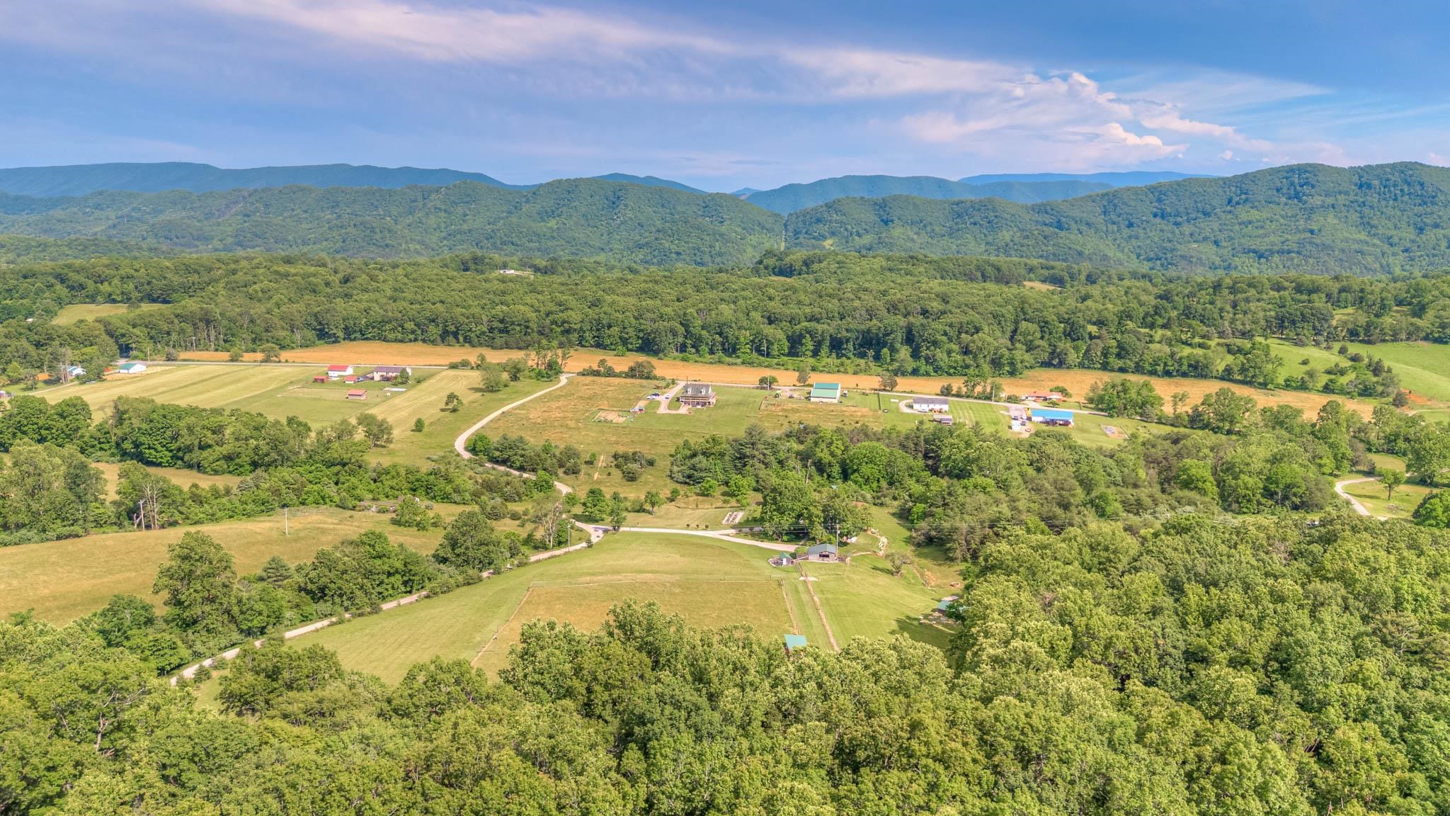 9169 Bear Claw Farms Lane Blacksburg VA 24060
