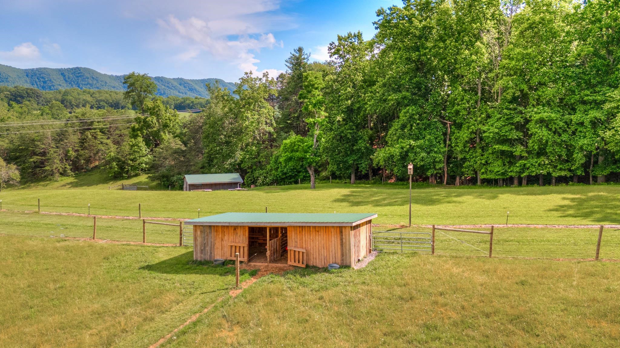 9169 Bear Claw Farms Lane Blacksburg VA 24060