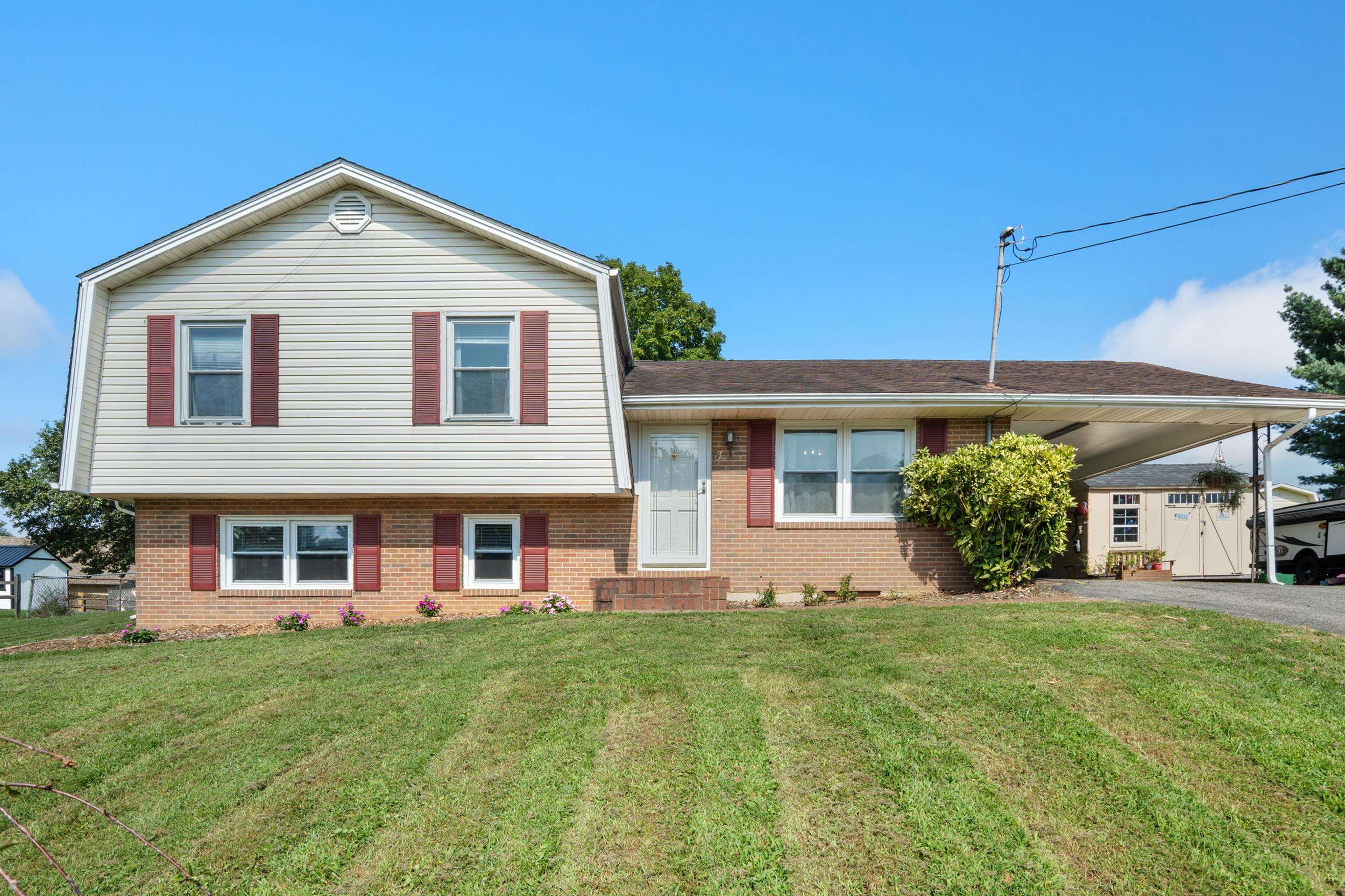 80 Meadow Drive Christiansburg VA 24073