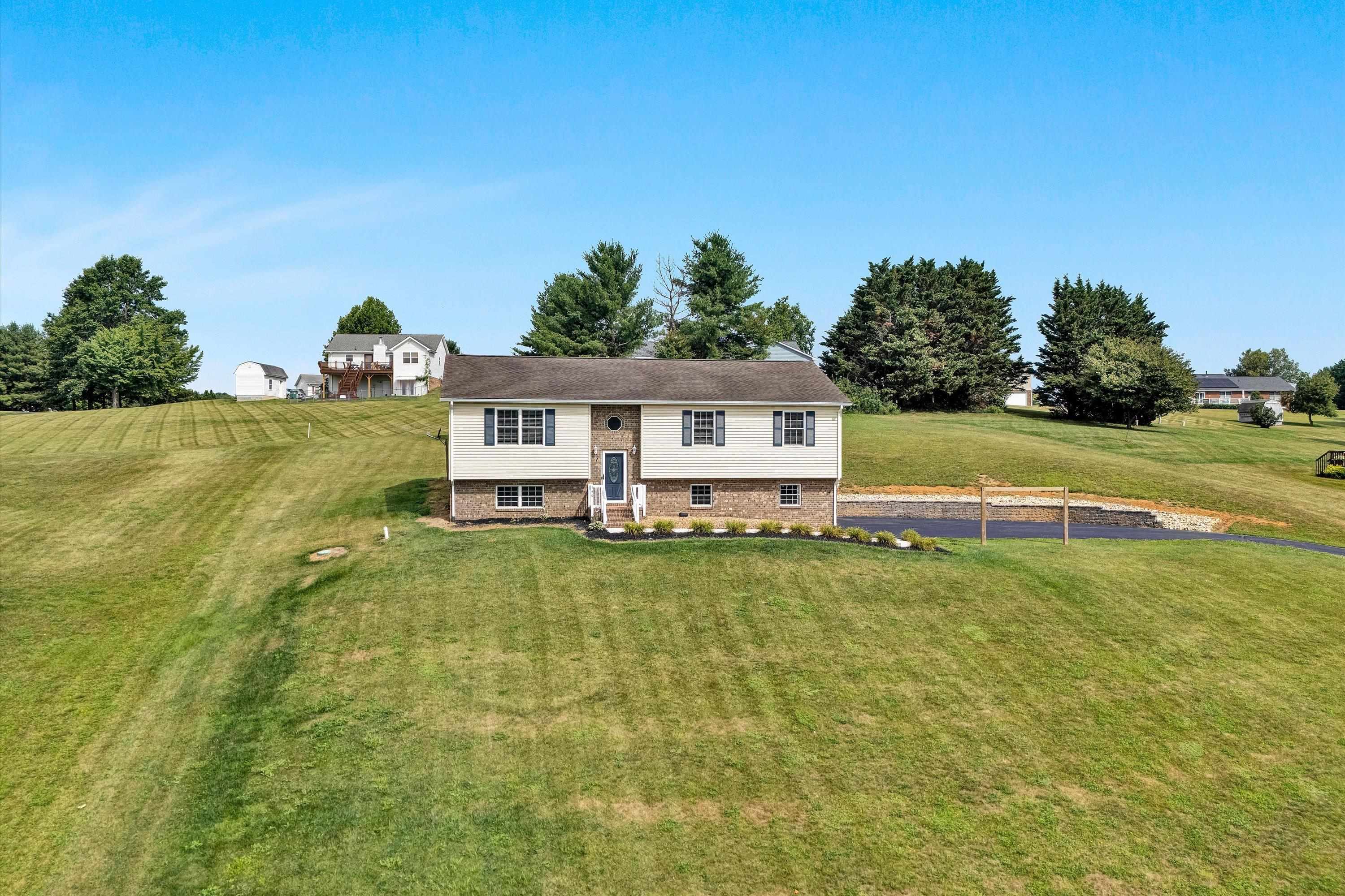 540 Harkrader Street Christiansburg VA 24073
