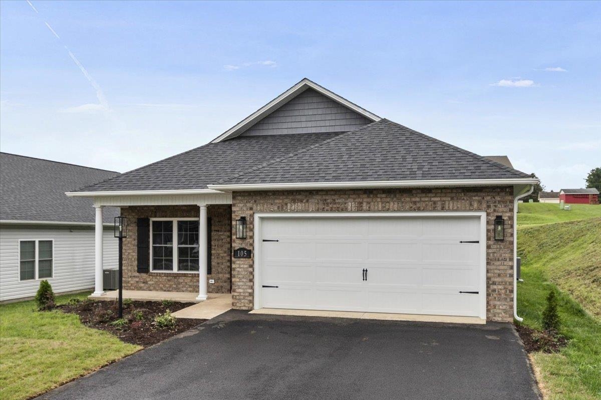 105 Vinnie Avenue NW Christiansburg VA 24073