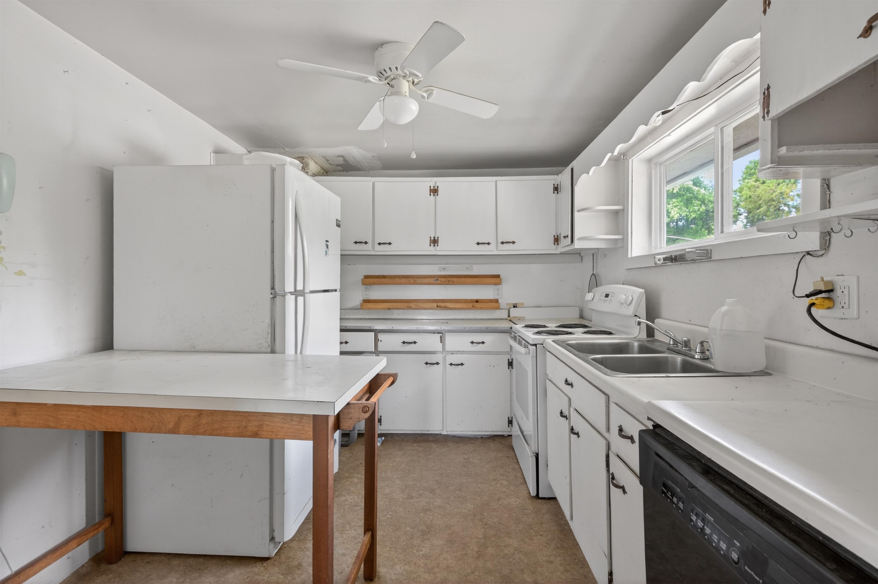 7217 & 7233 Meadow Creek Road Galax VA 24333
