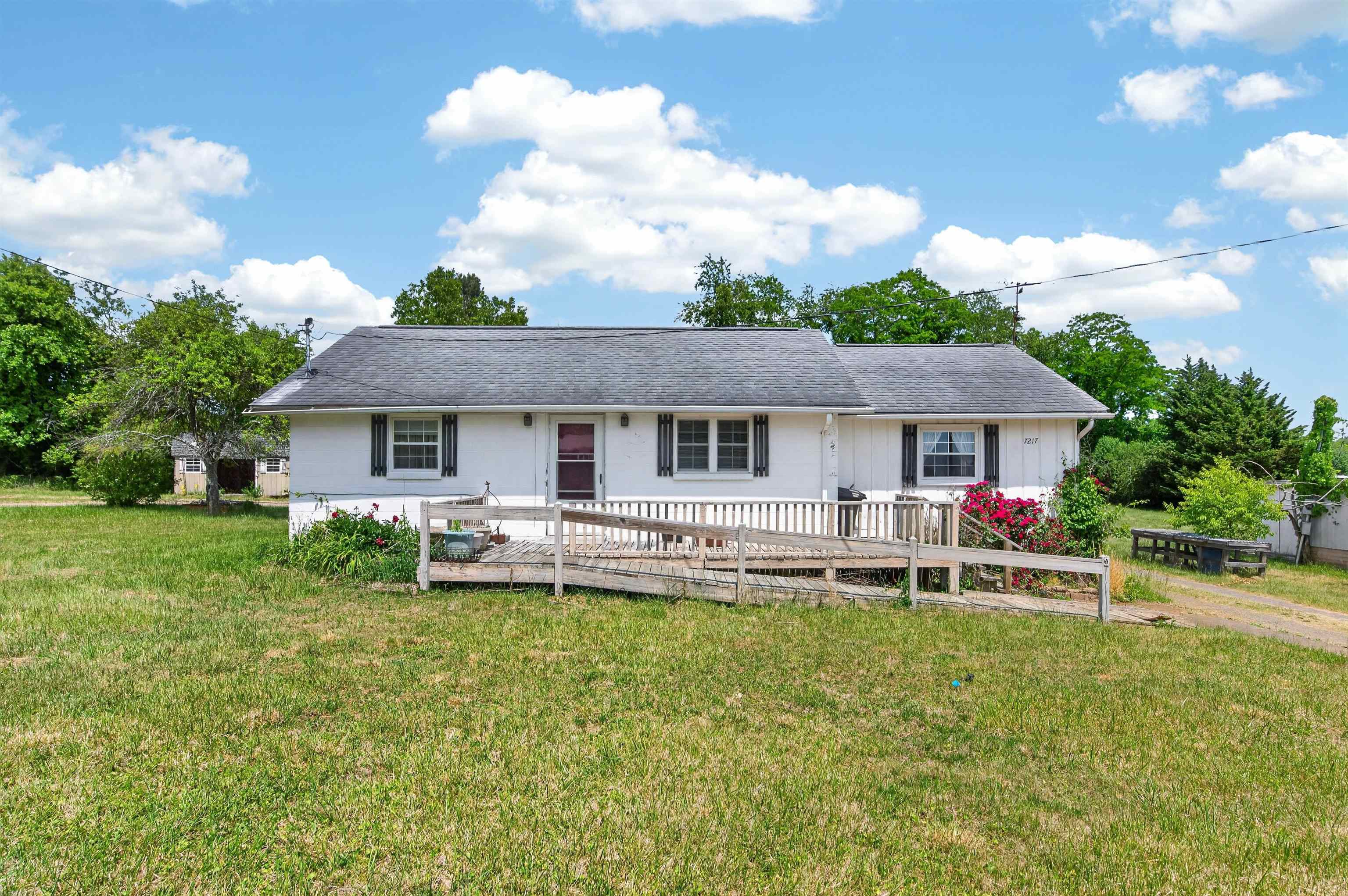 7217 & 7233 Meadow Creek Road Galax VA 24333