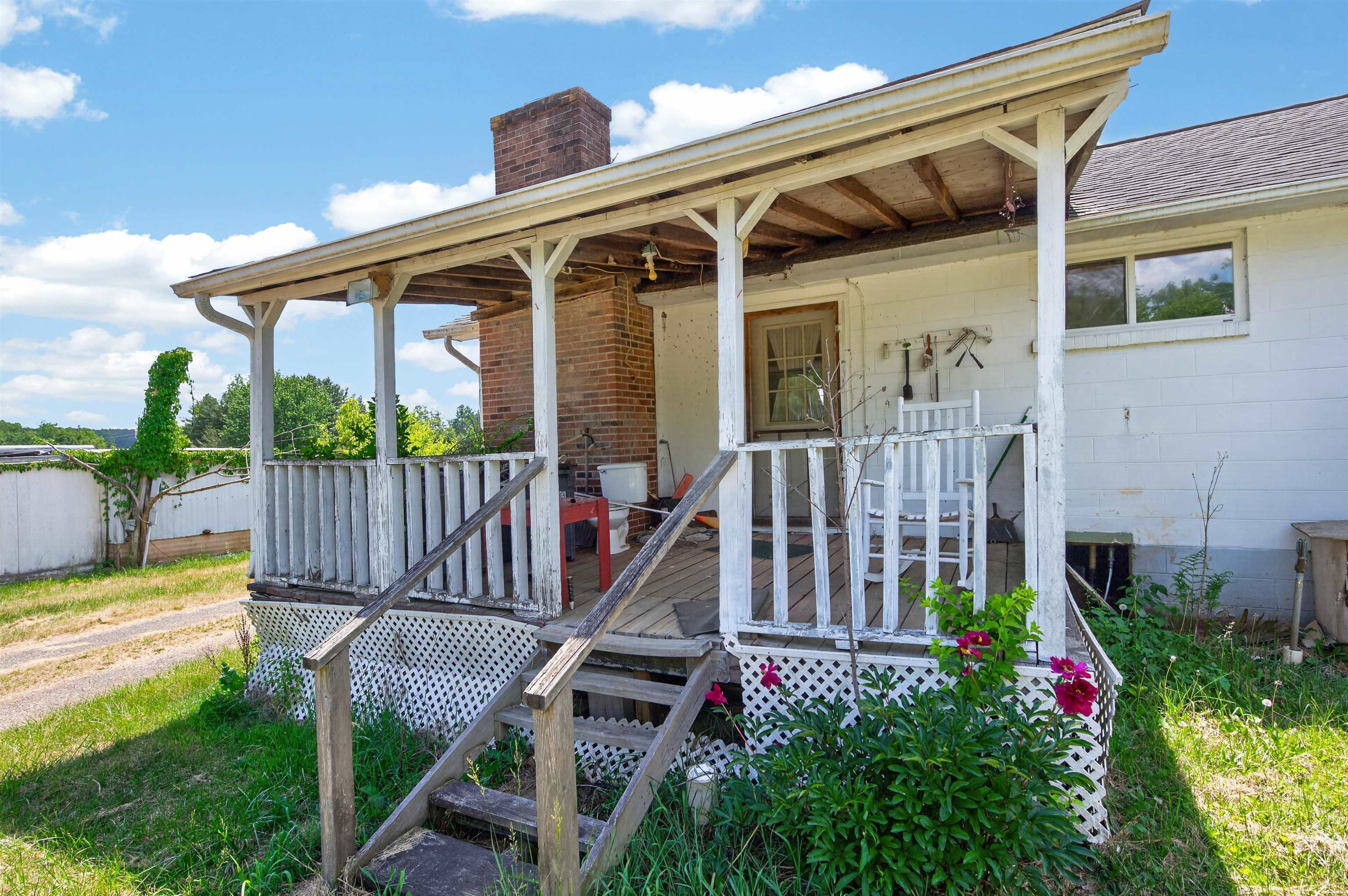 7217 & 7233 Meadow Creek Road Galax VA 24333