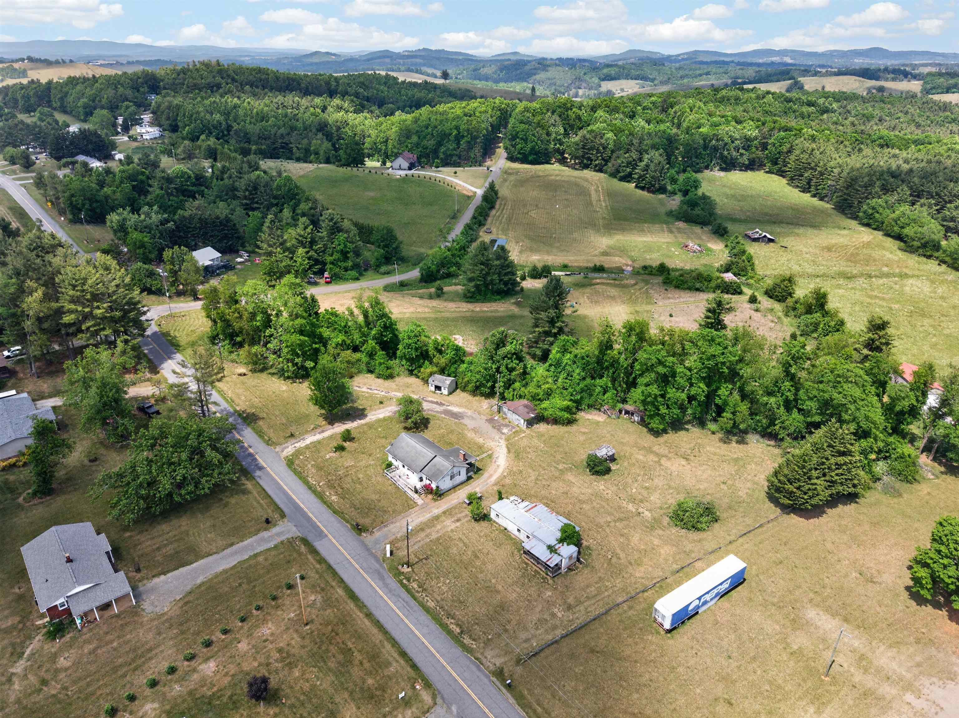 7217 & 7233 Meadow Creek Road Galax VA 24333