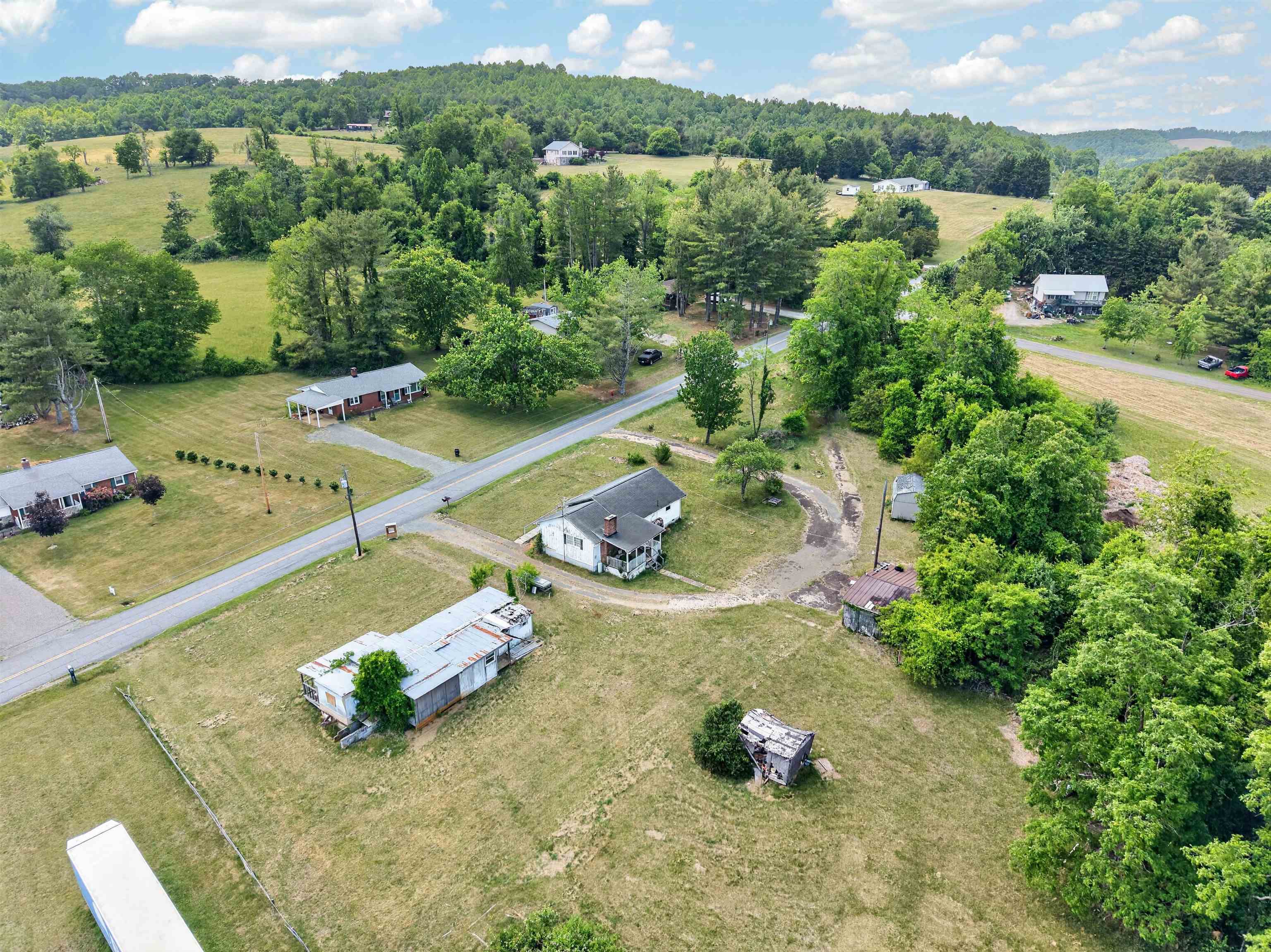 7217 & 7233 Meadow Creek Road Galax VA 24333