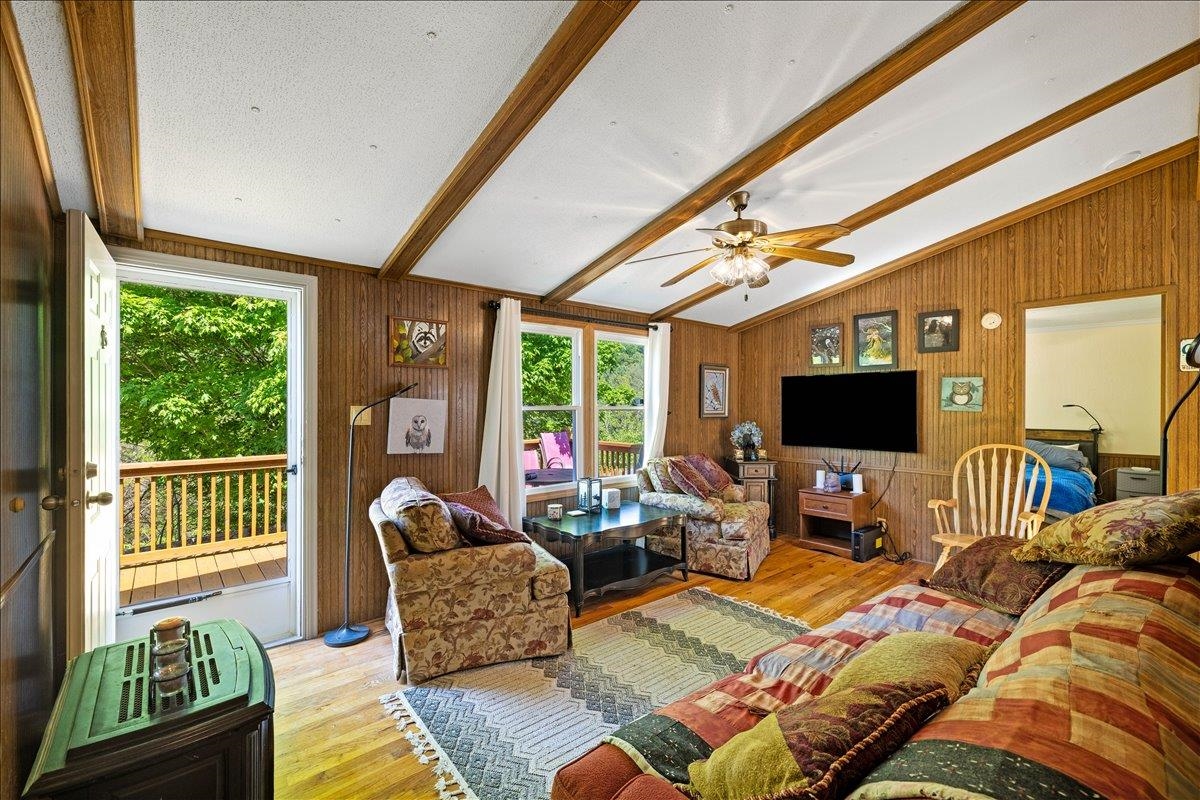 1353 Green Valley Road Eggleston VA 24086