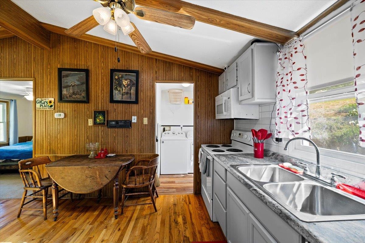 1353 Green Valley Road Eggleston VA 24086