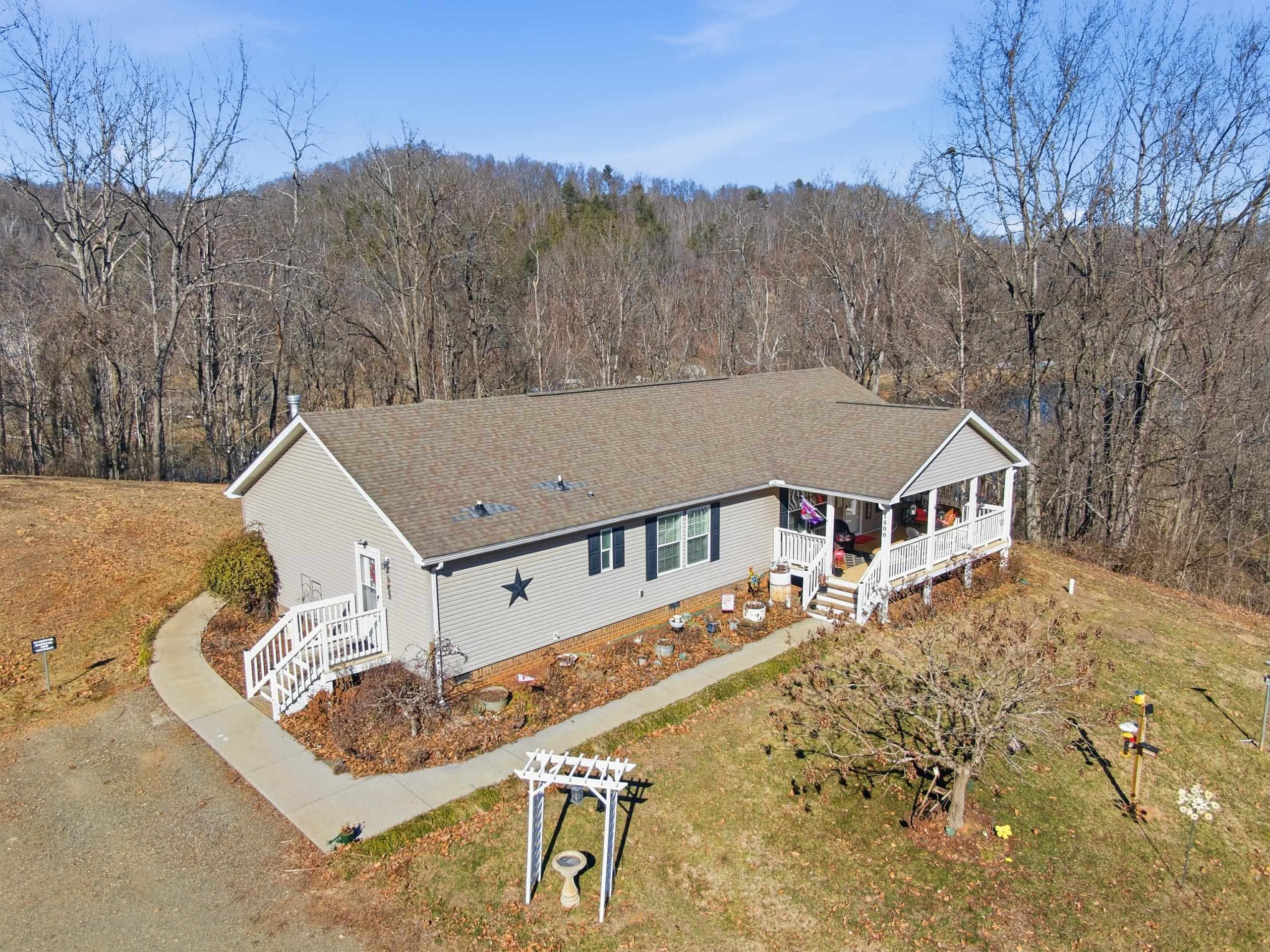 1400 Betty Baker Road Allisonia VA 24347